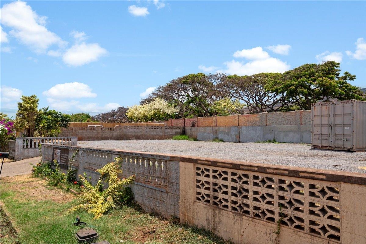 418 Waine'e St Property Photo 12