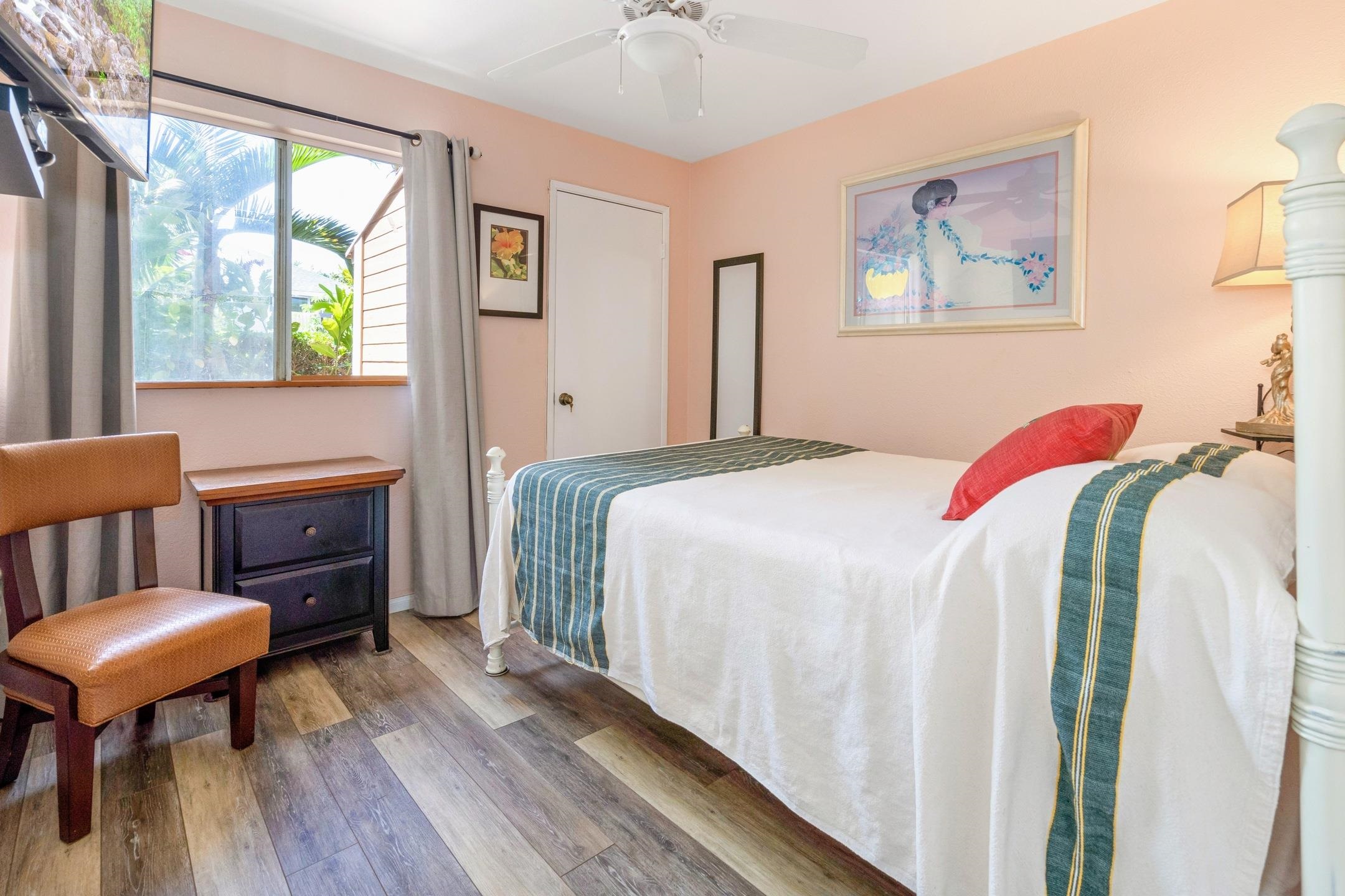 140 Uwapo Rd Property Photo 24