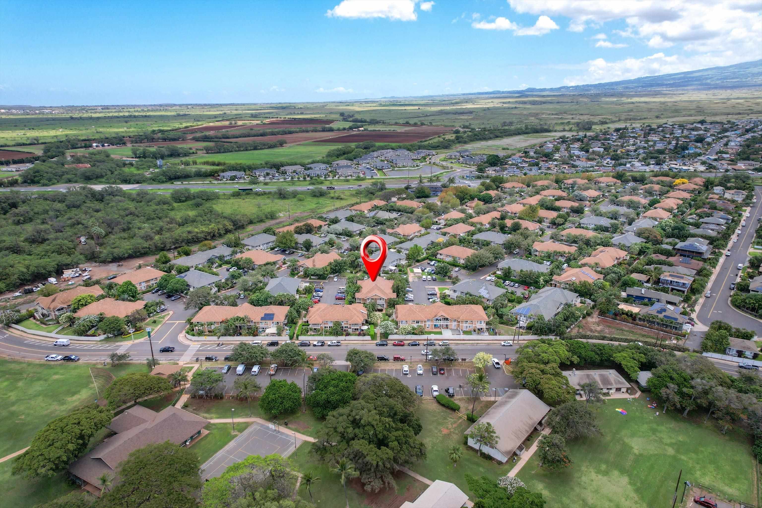 140 Uwapo Rd Property Photo 35