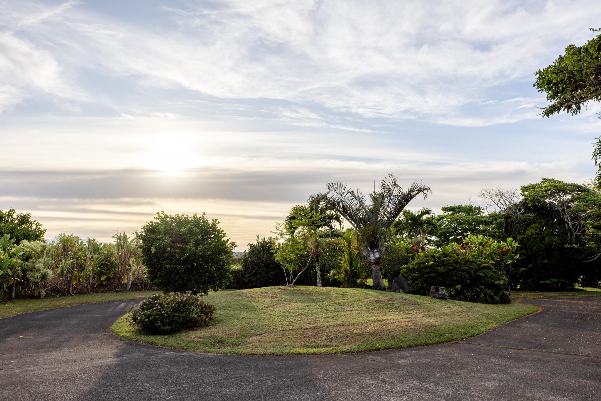 1220 W Kuiaha Rd Property Photo 6