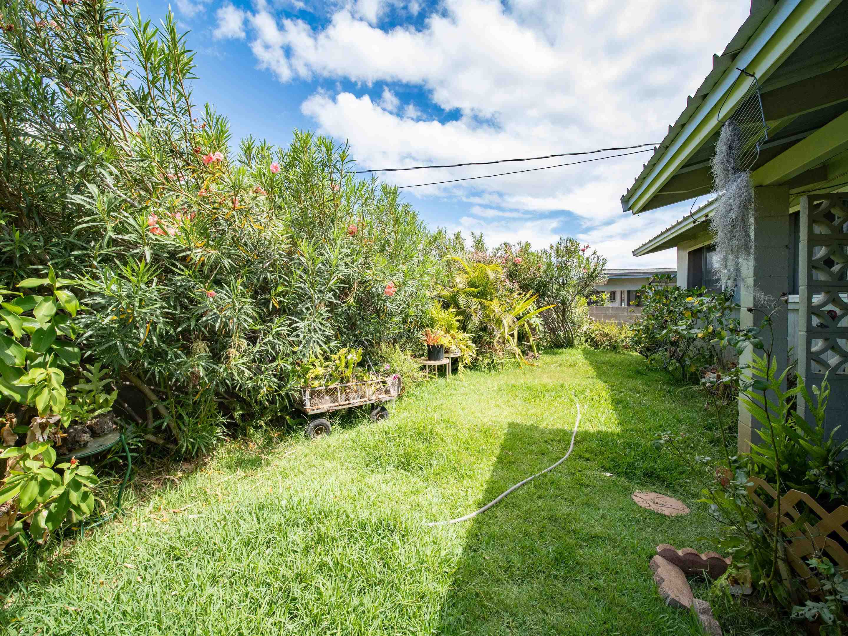 307 Naholo Cir Property Photo 16