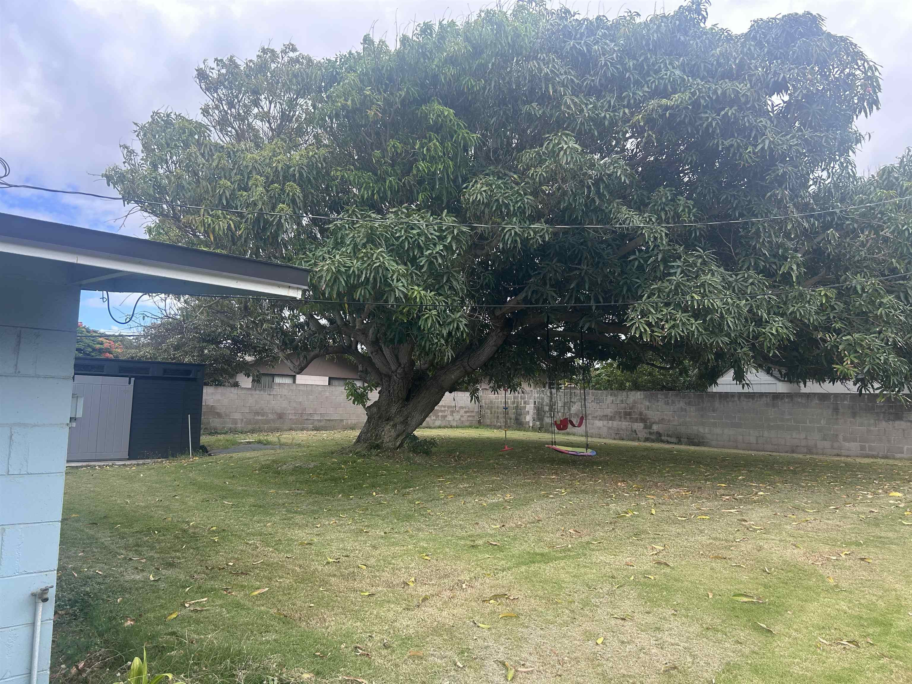 129 Niihau St Property Photo 4