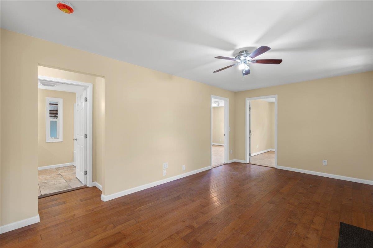 752 Noholani St Property Photo 16