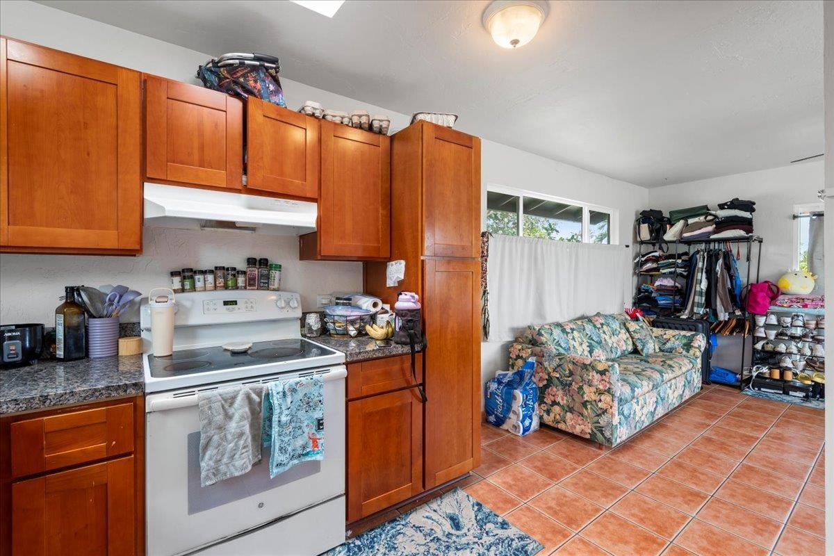 193 Akai St Property Photo 21