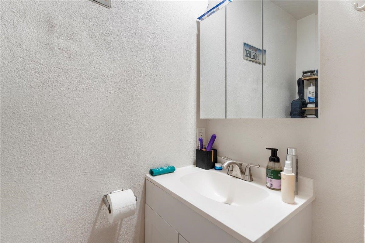 193 Akai St Property Photo 38