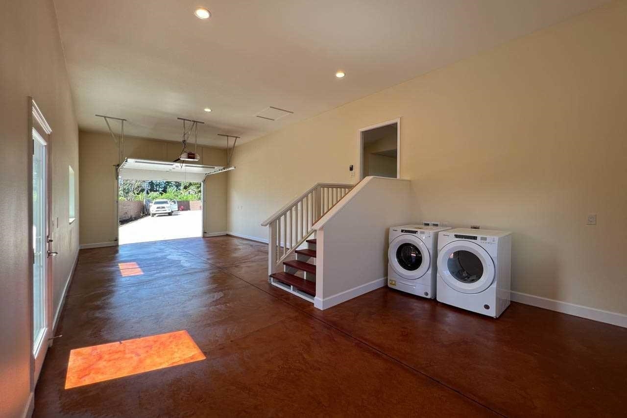 2726 Kaupakalua Rd Property Photo 7