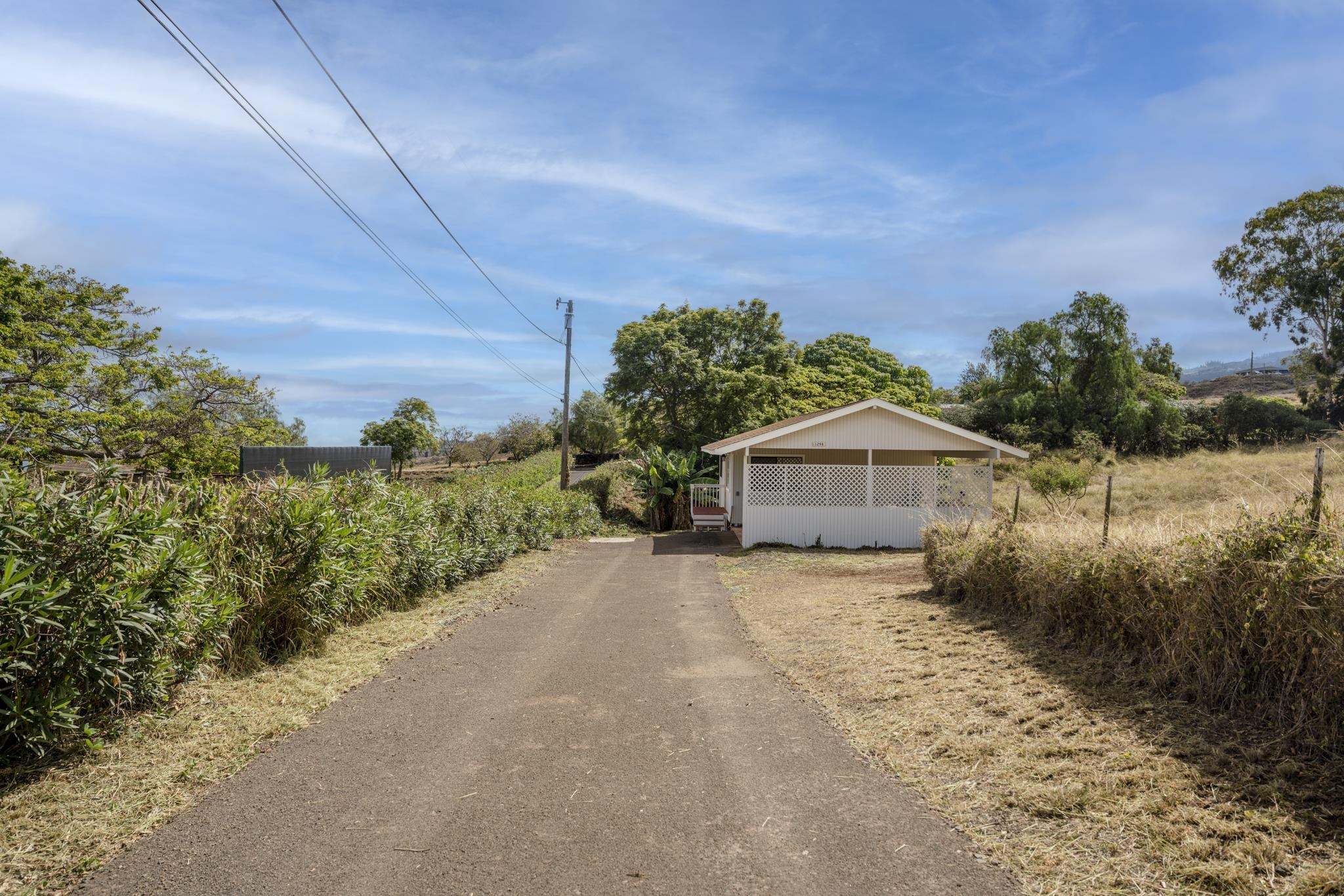1298 Naalae Rd Property Photo 28