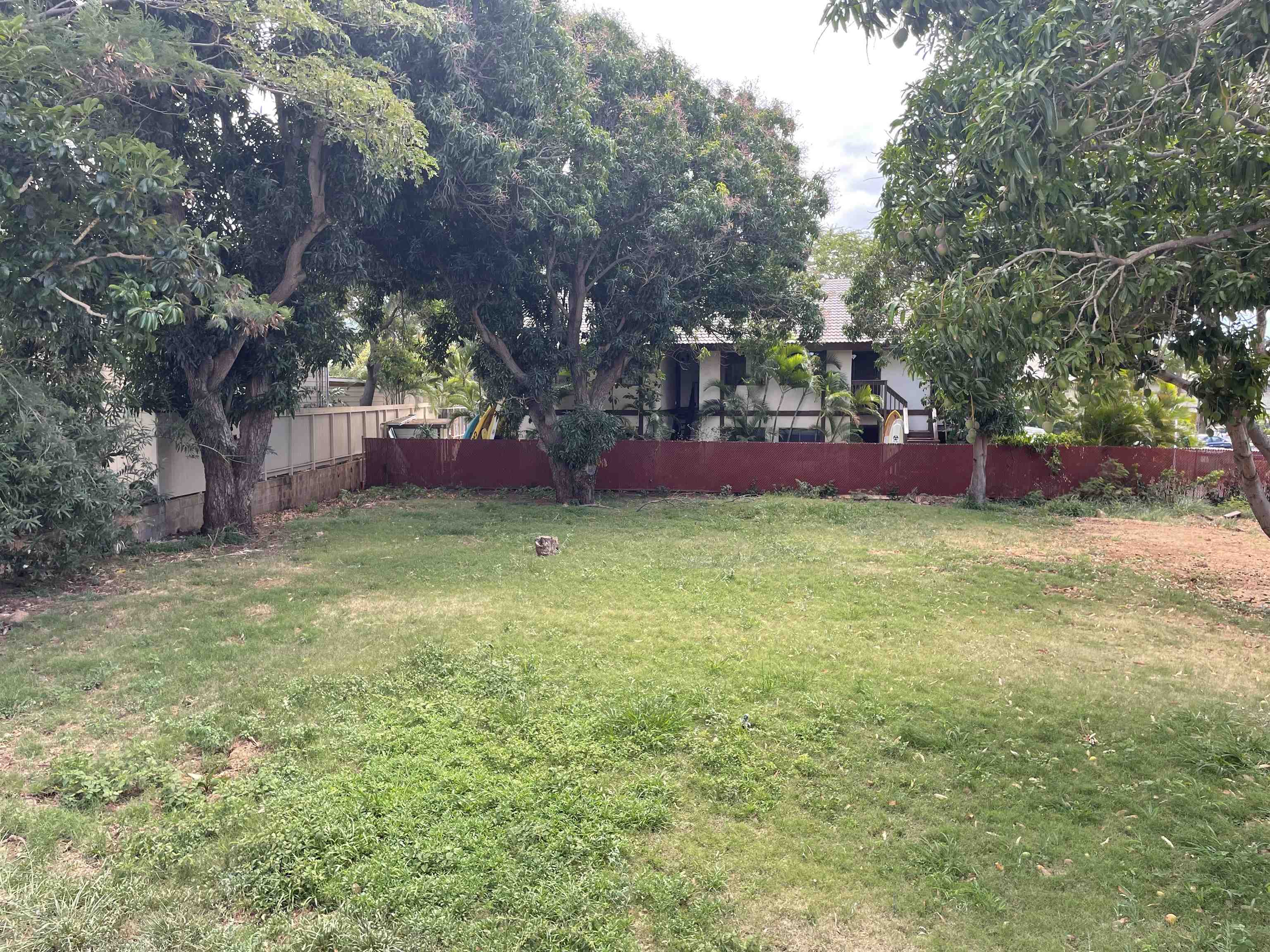 2055 Kanoe St Property Photo 3