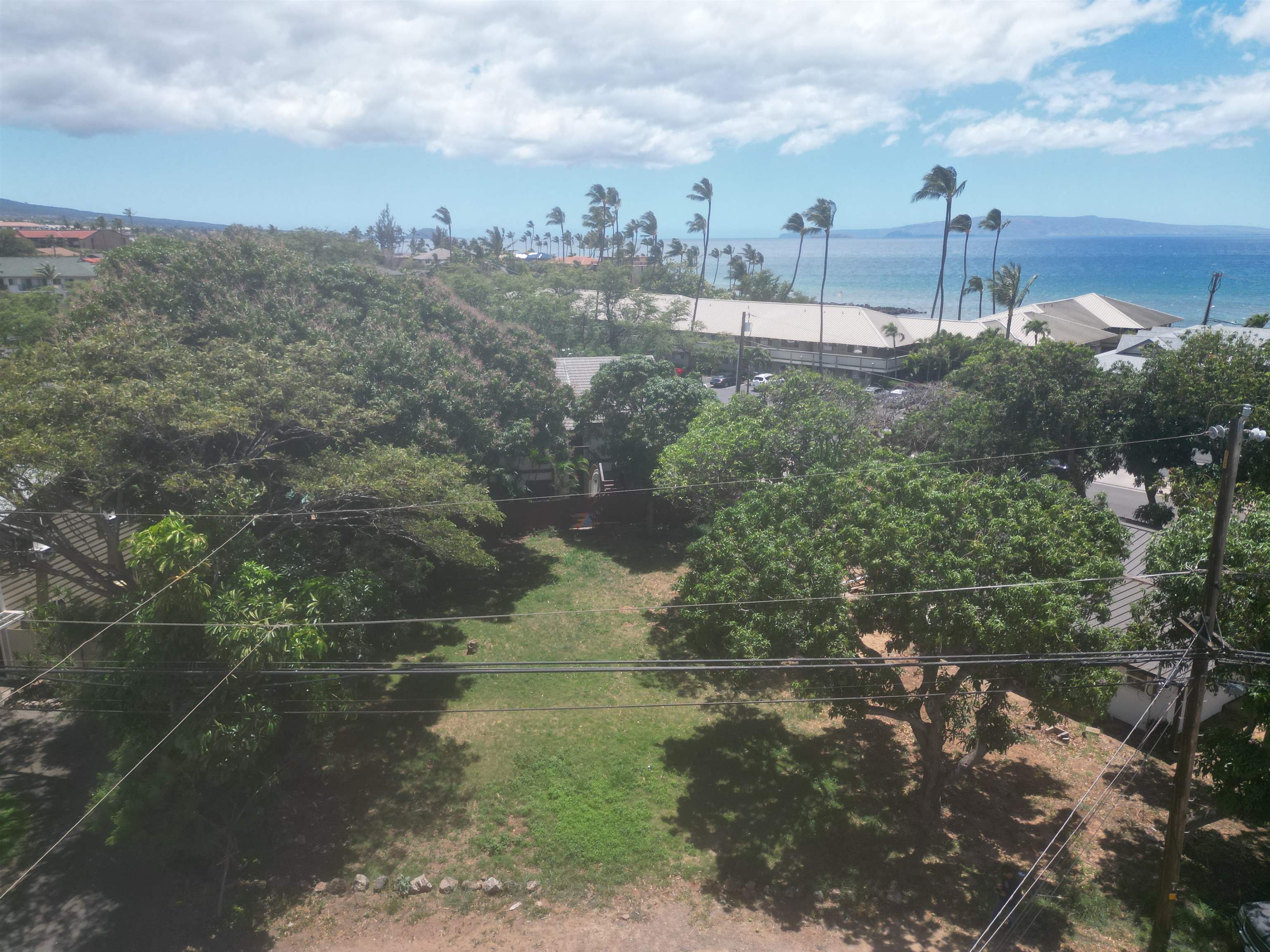 2055 Kanoe St Property Photo 4