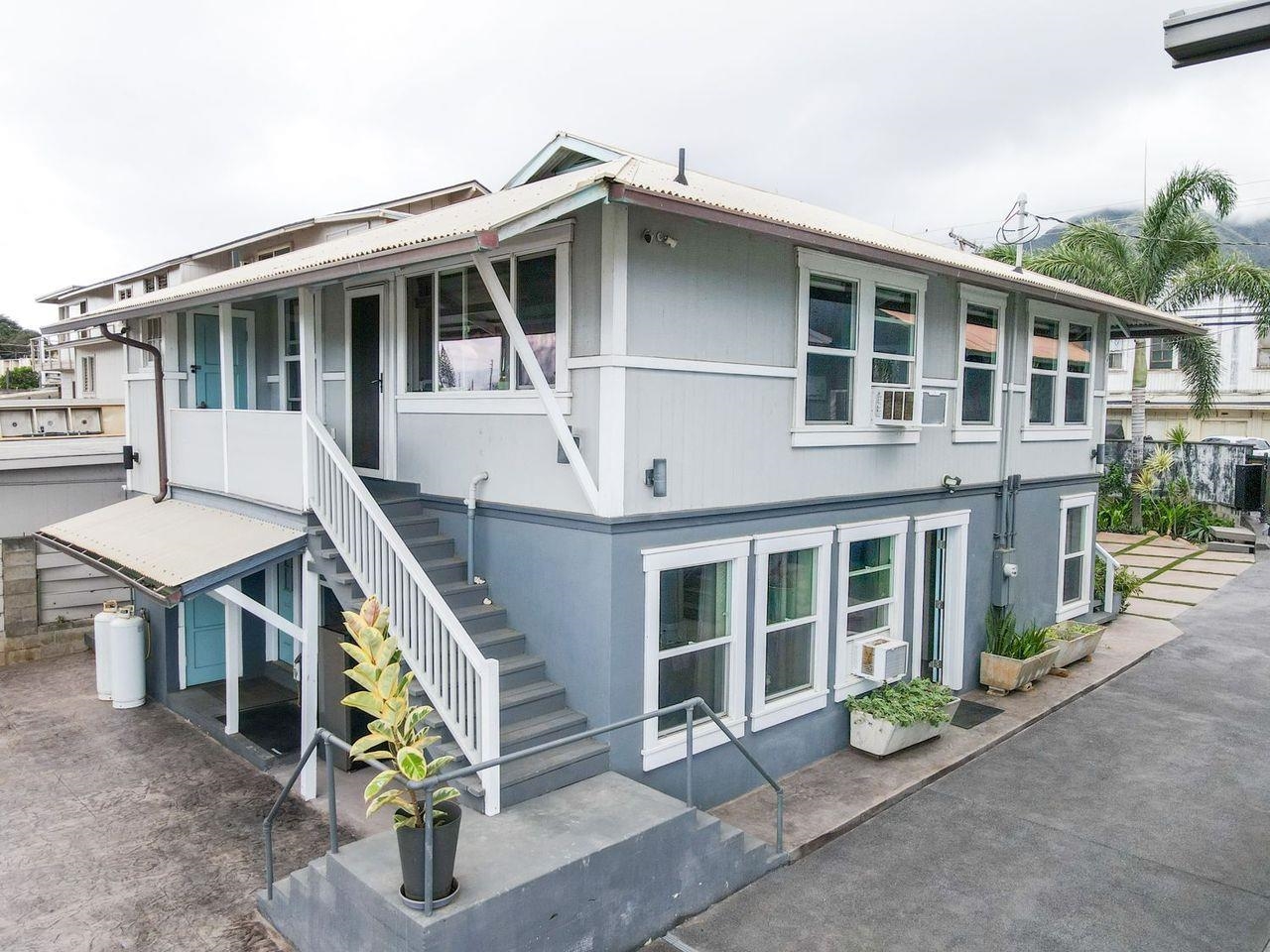 378 N Market St Property Photo 4