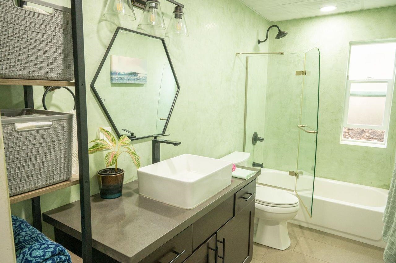 378 N Market St Property Photo 6