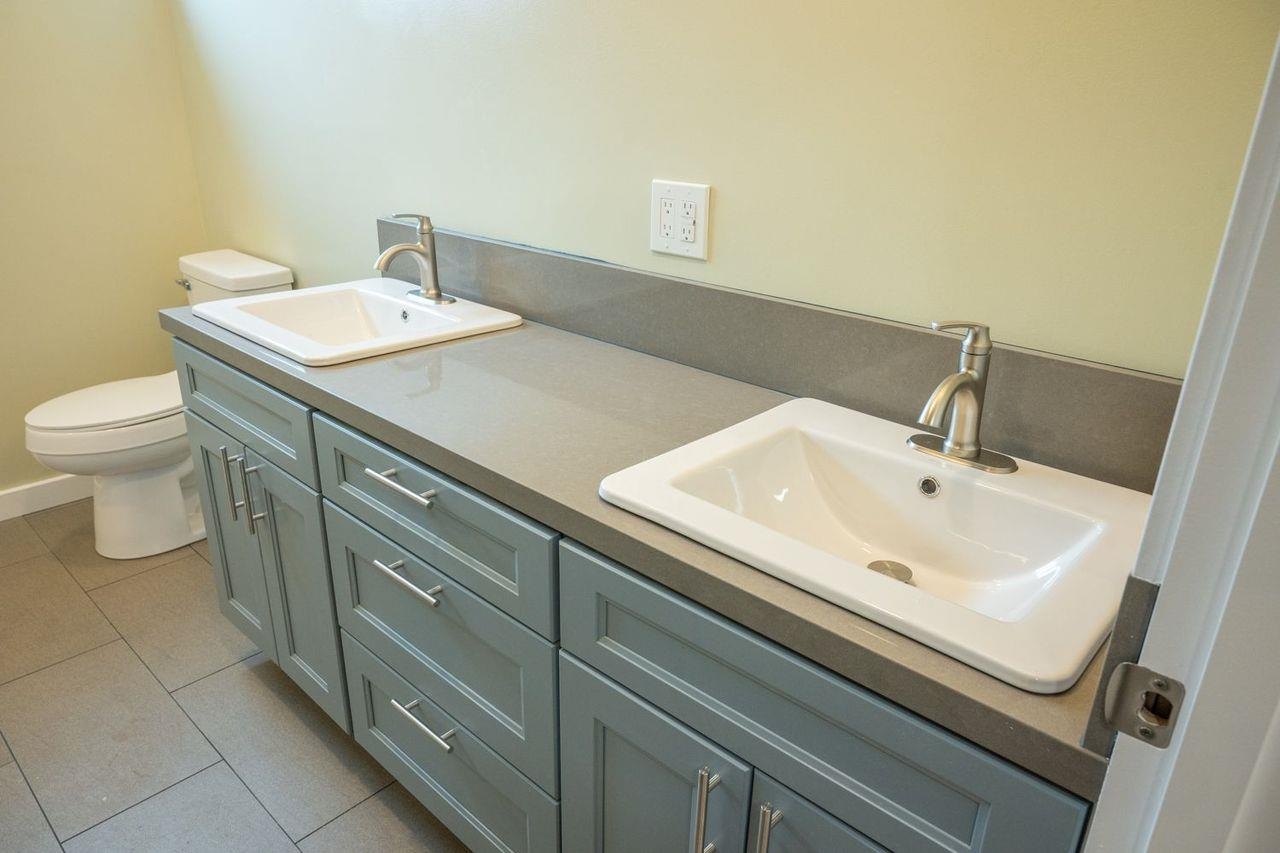 378 N Market St Property Photo 24