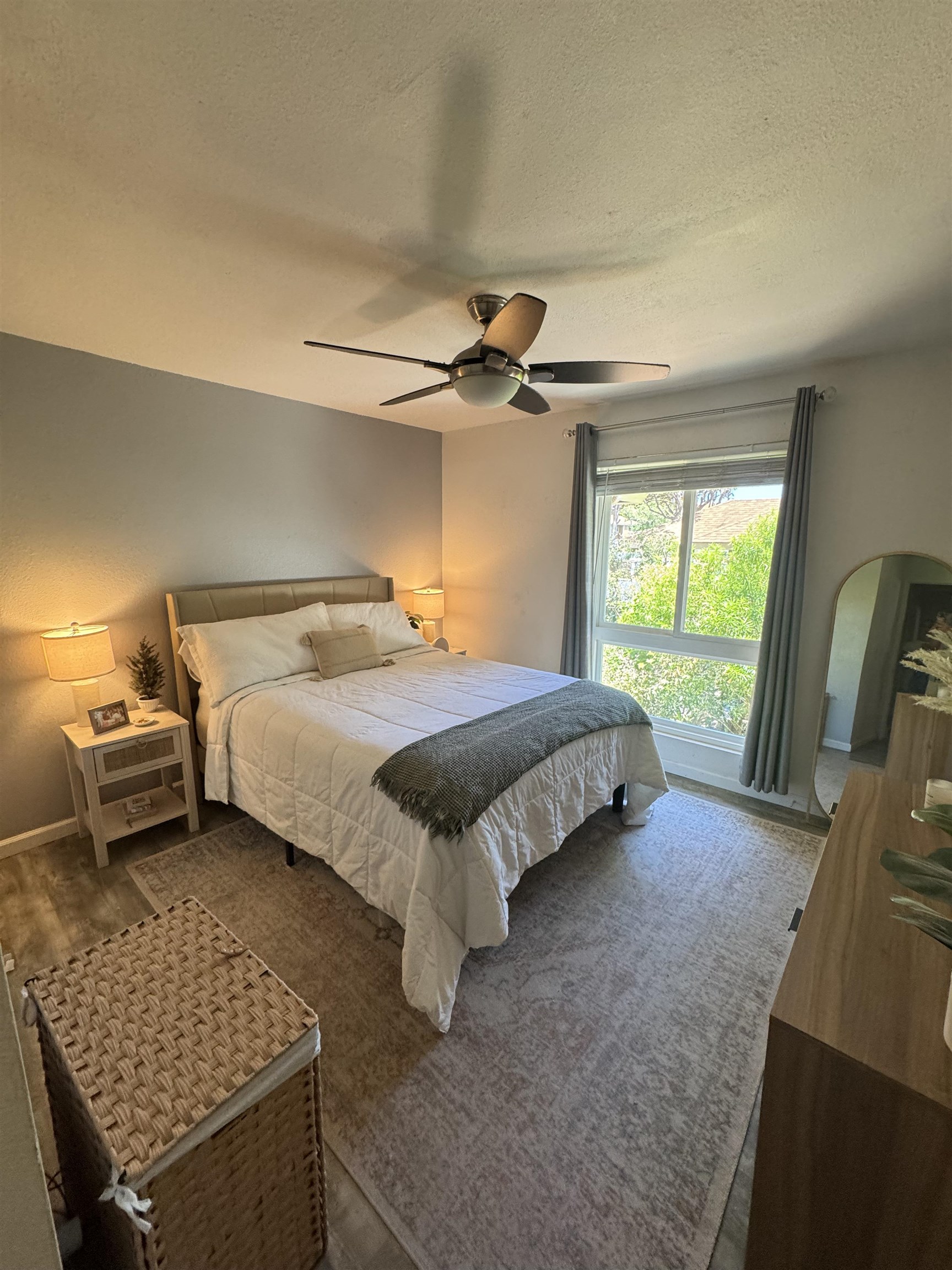 140 Uwapo Rd Property Photo 12