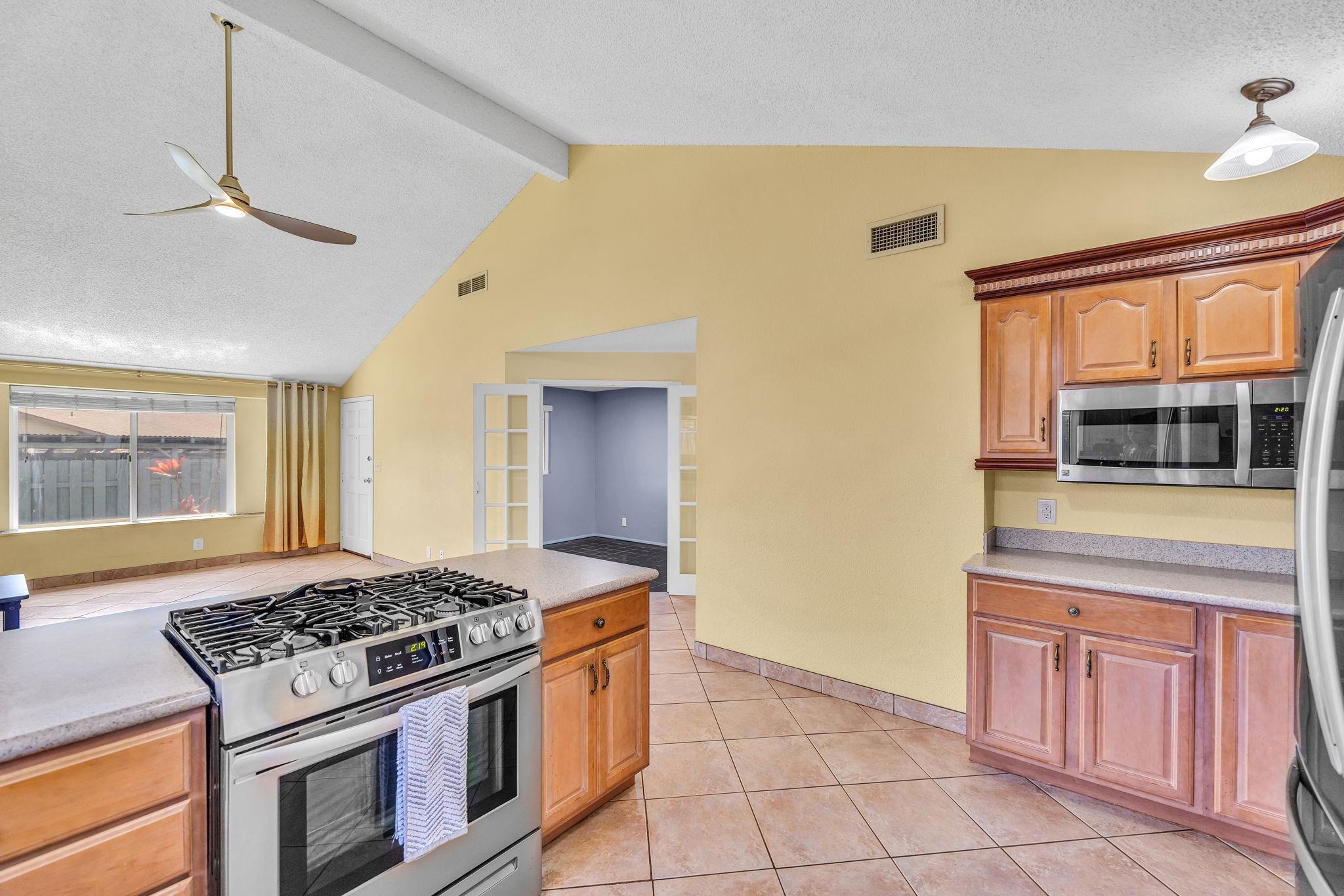 305 Uala Pl Property Photo 11