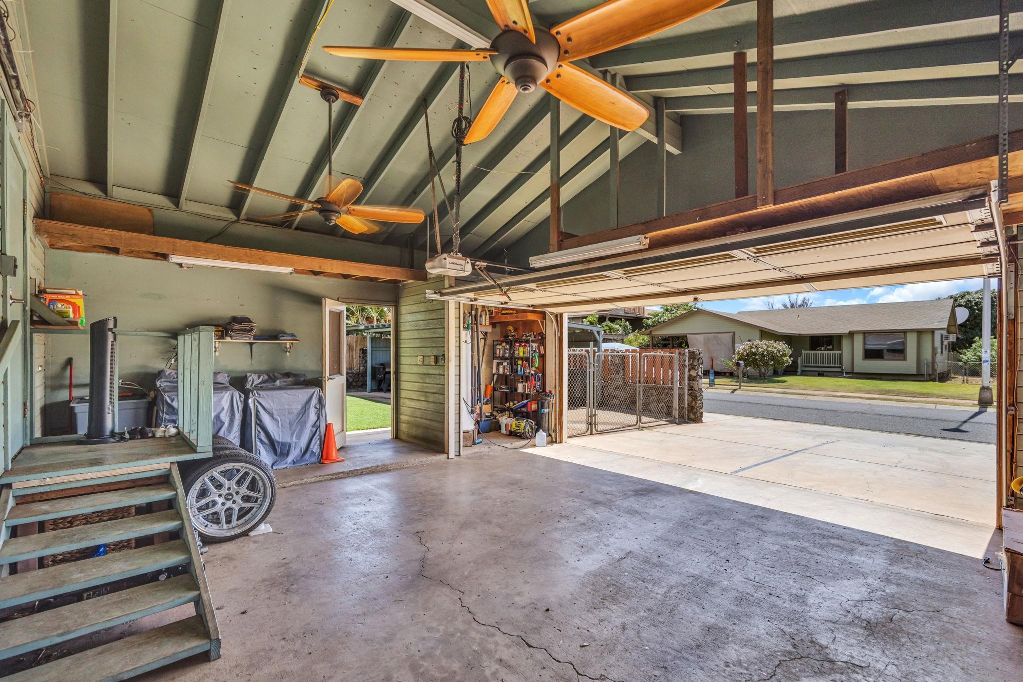 305 Uala Pl Property Photo 35