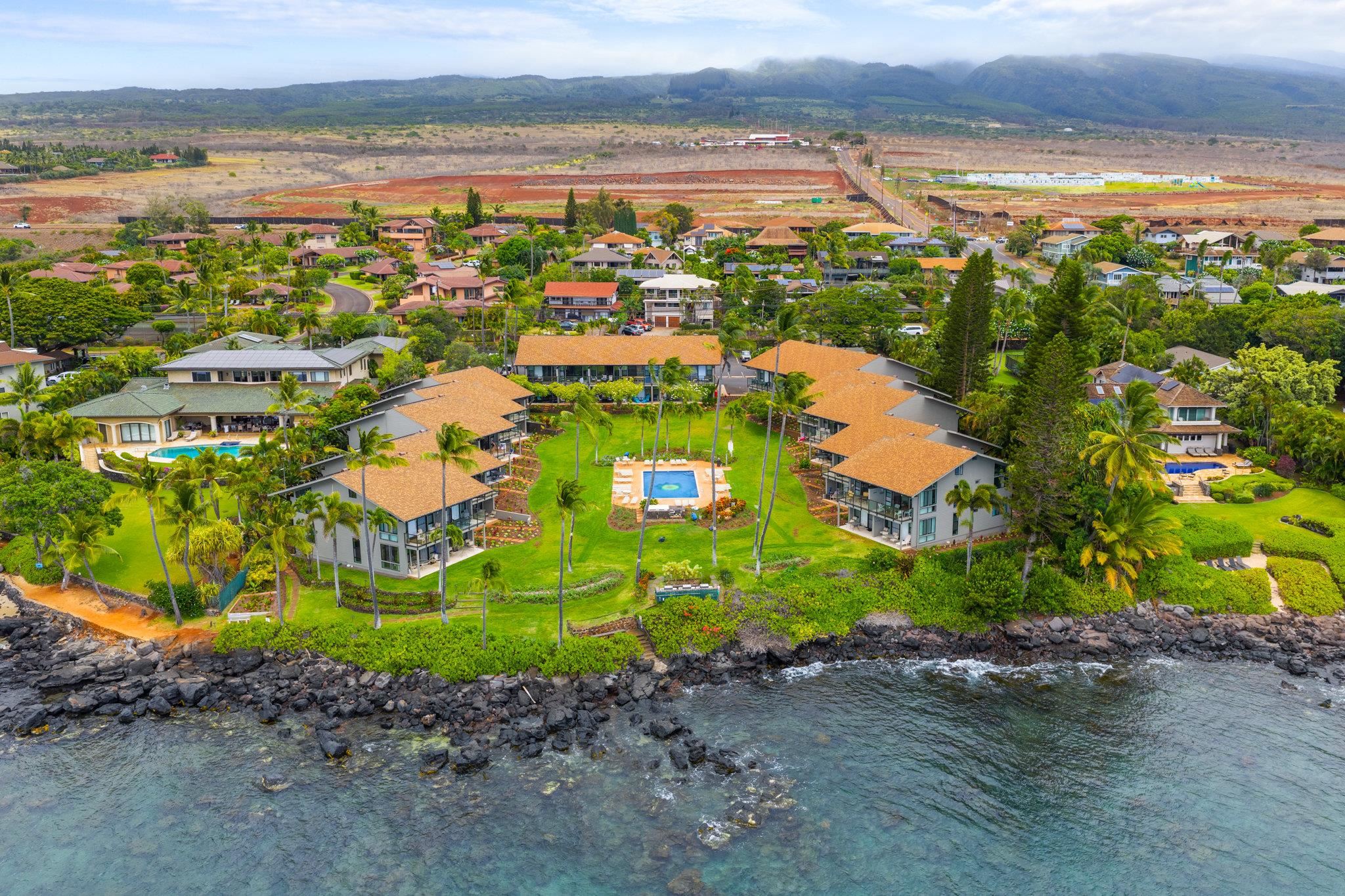 4057 Lower Honoapiilani Rd Property Photo 2