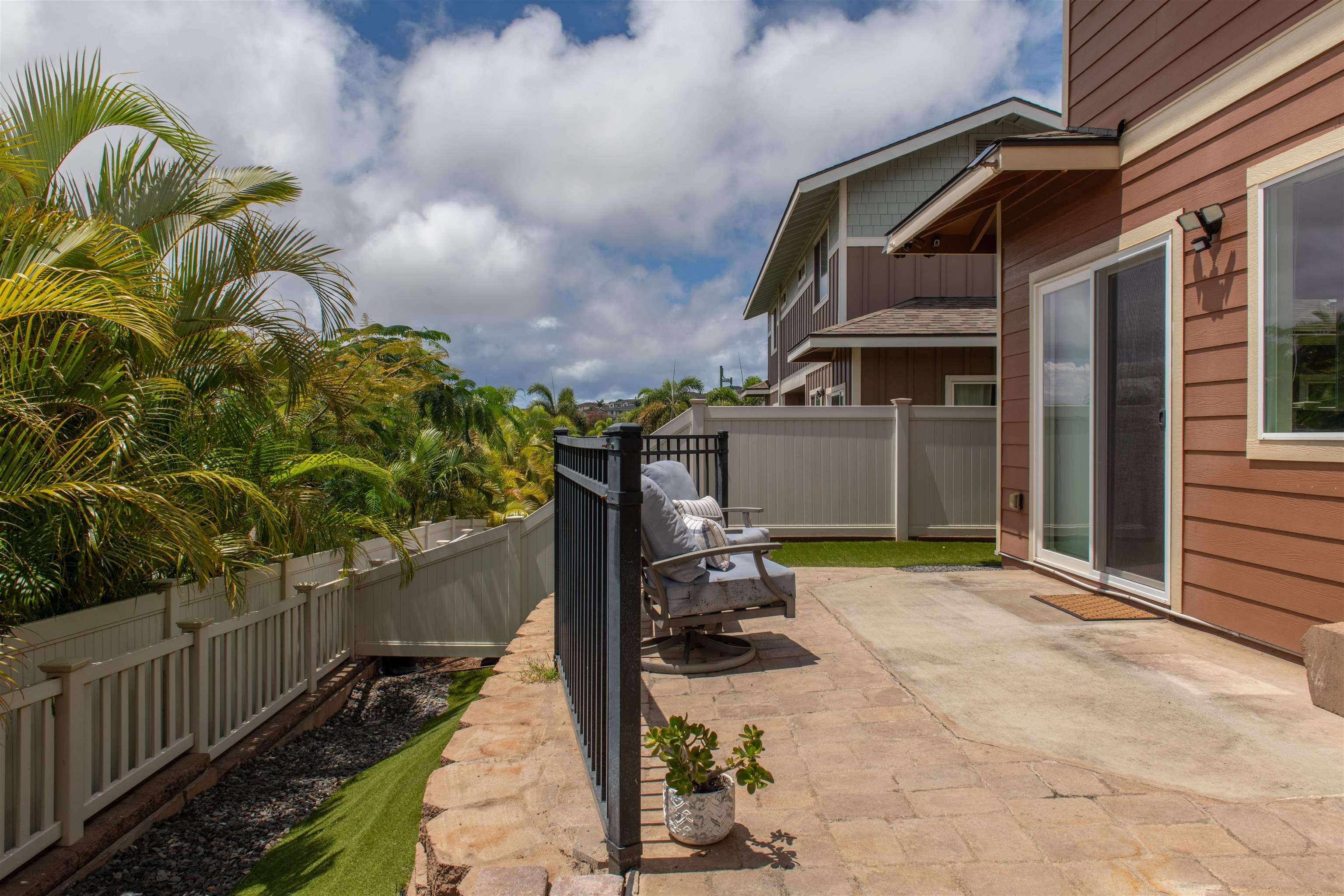24 Kakawahie St Property Photo 10