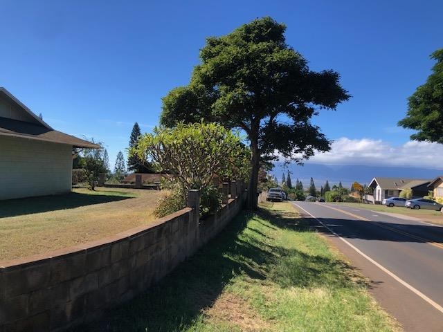 364 Haulani St Property Photo 2