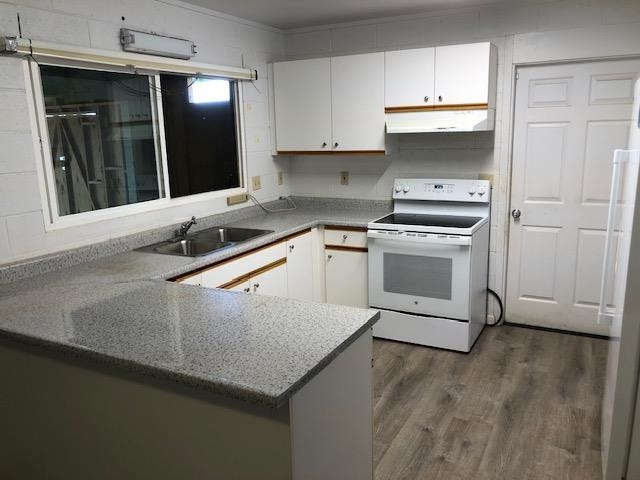 364 Haulani St Property Photo 8