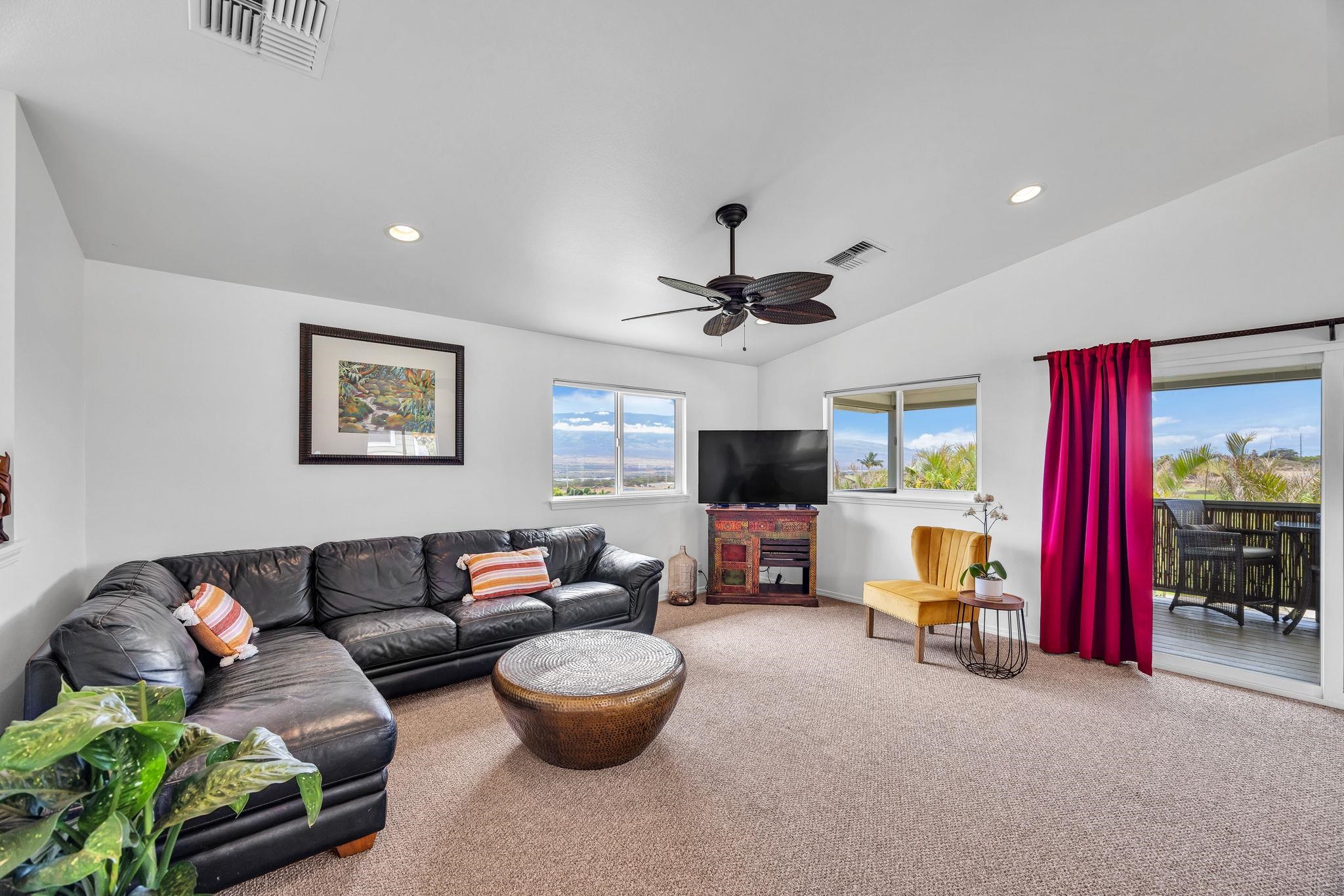 801 Haawi St Property Photo 6