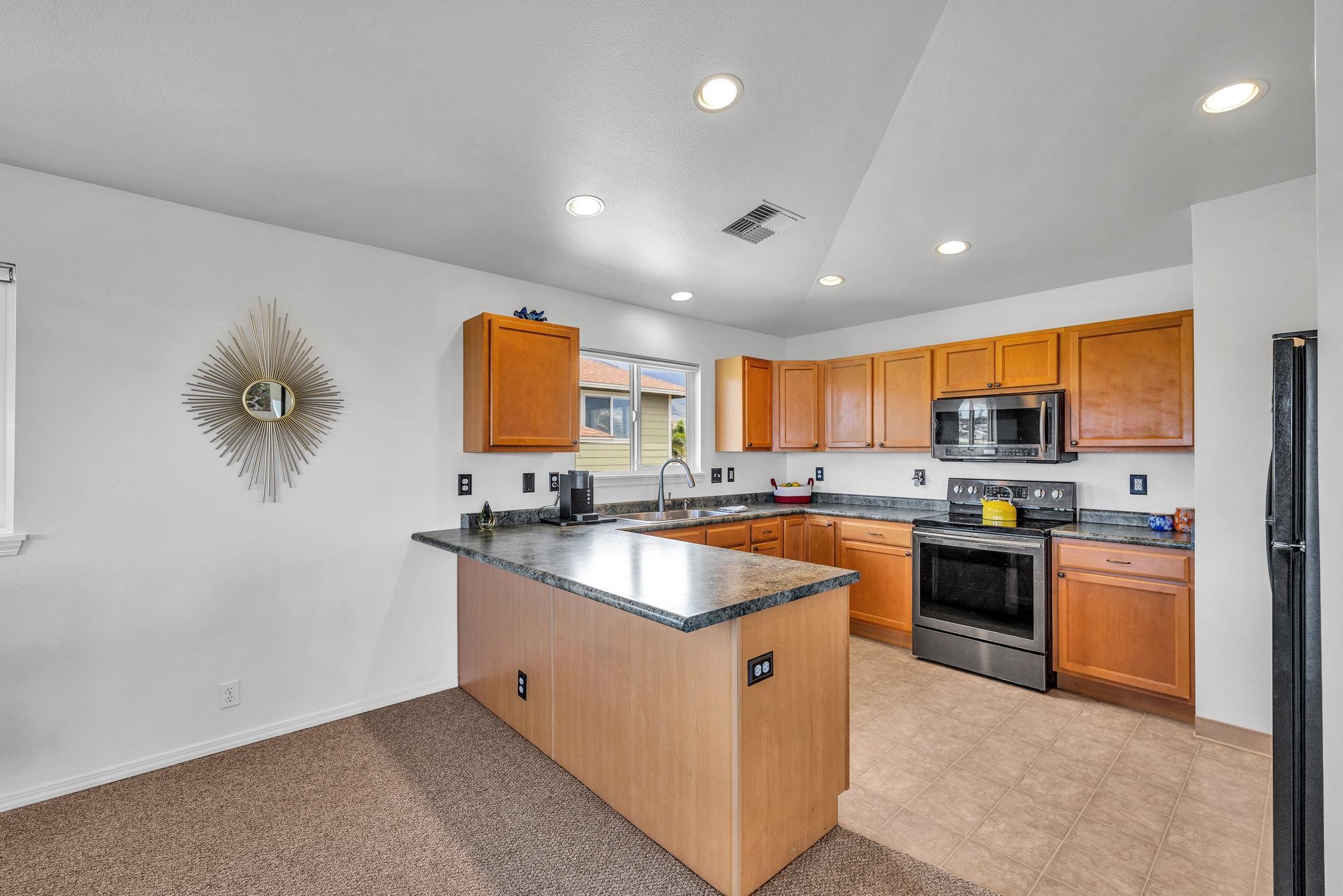 801 Haawi St Property Photo 13