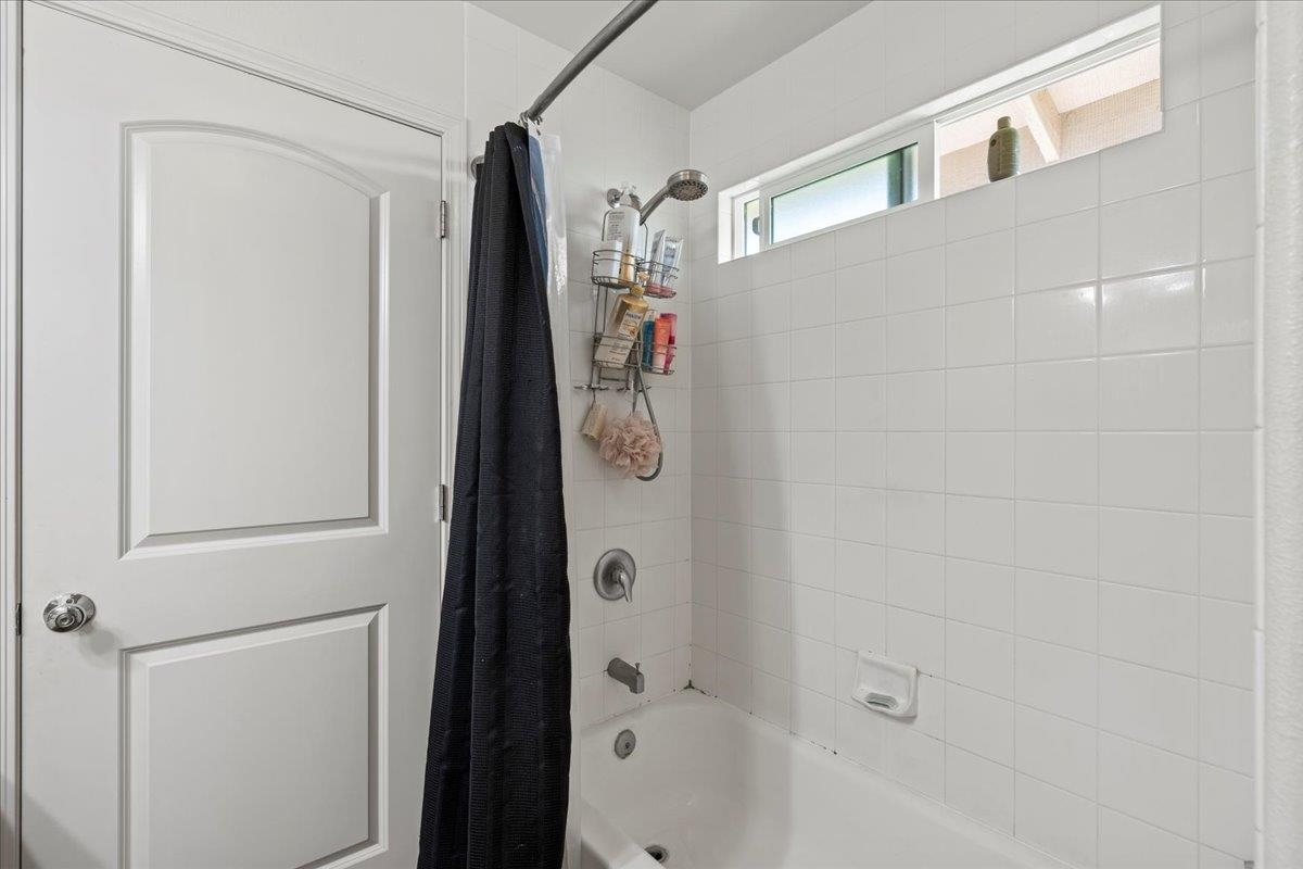 138 Eulu Pl Property Photo 27
