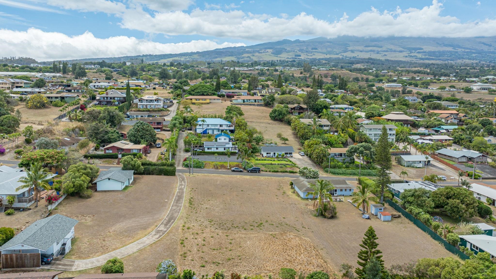 332 Ehilani St Property Photo 16