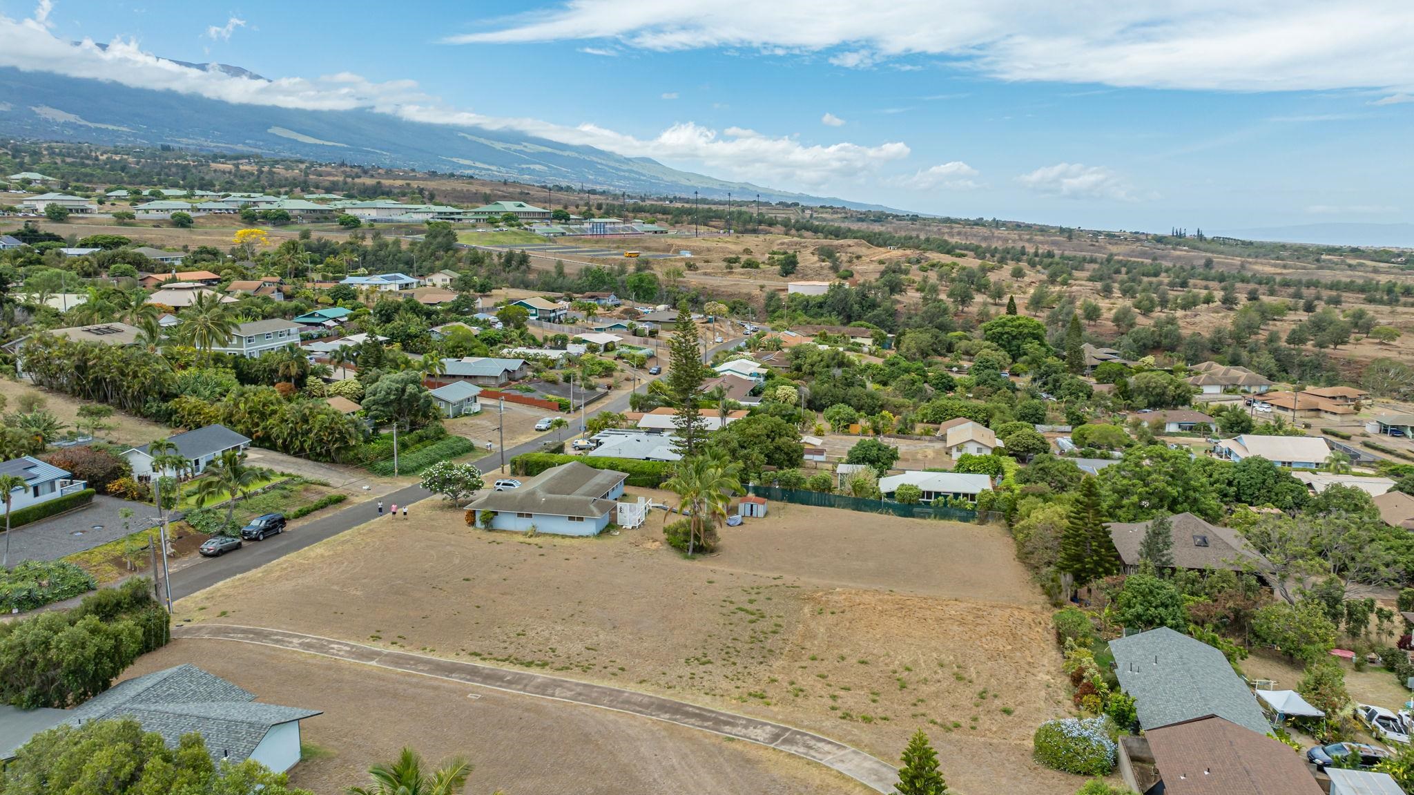 332 Ehilani St Property Photo 18