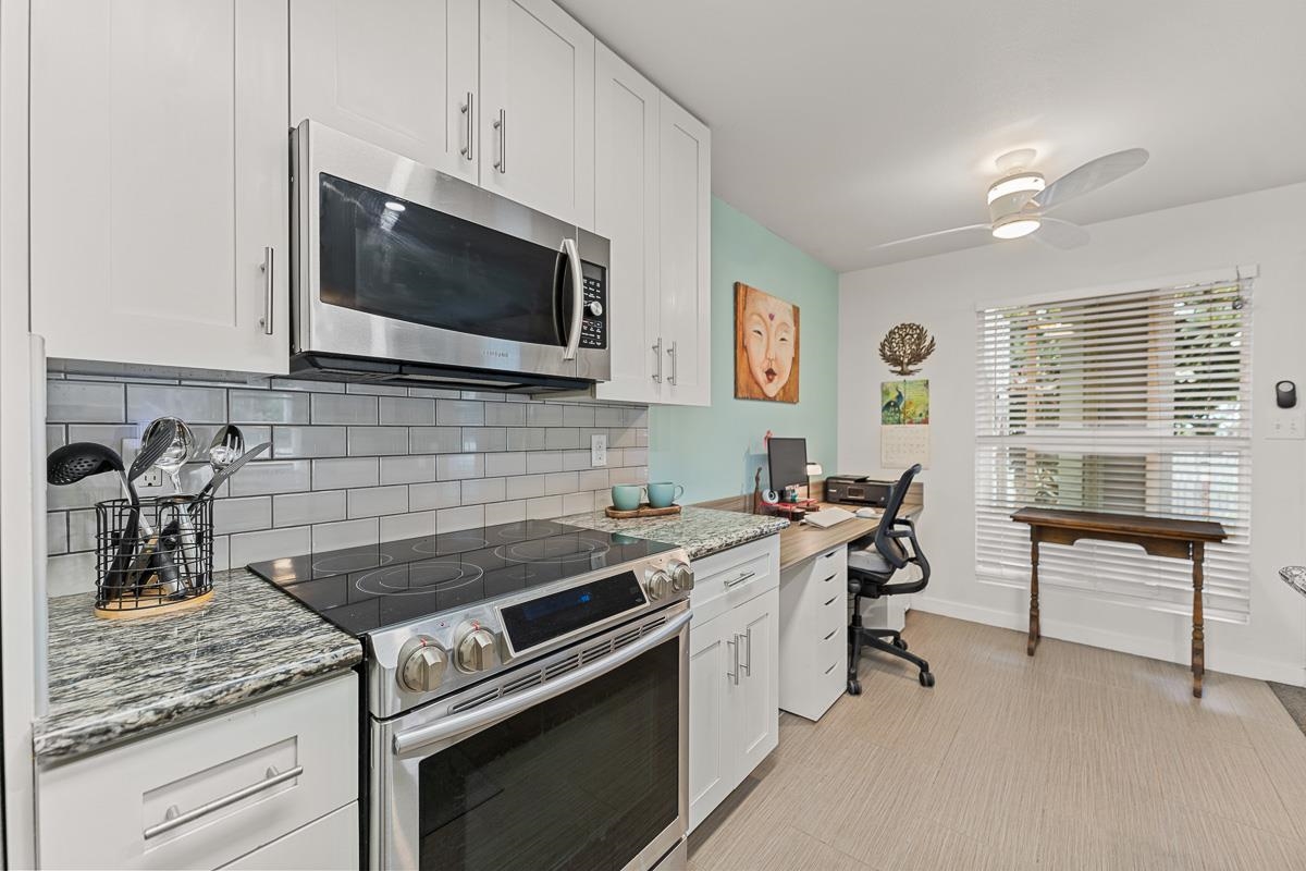 61 Kopi Ln Property Photo 12