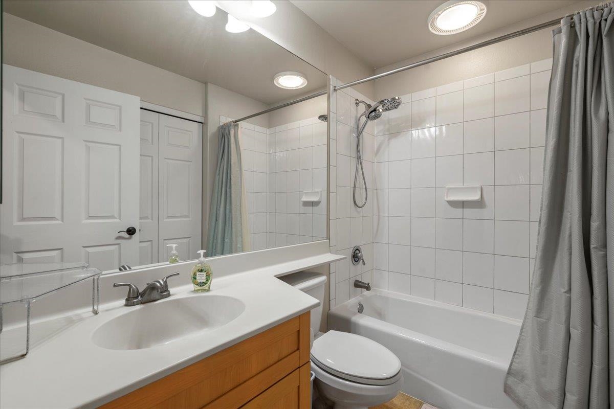 668 Meakanu Ln Property Photo 34