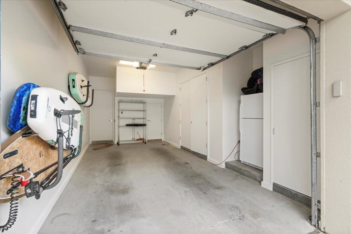 14 Coconut Grove Ln Property Photo 31