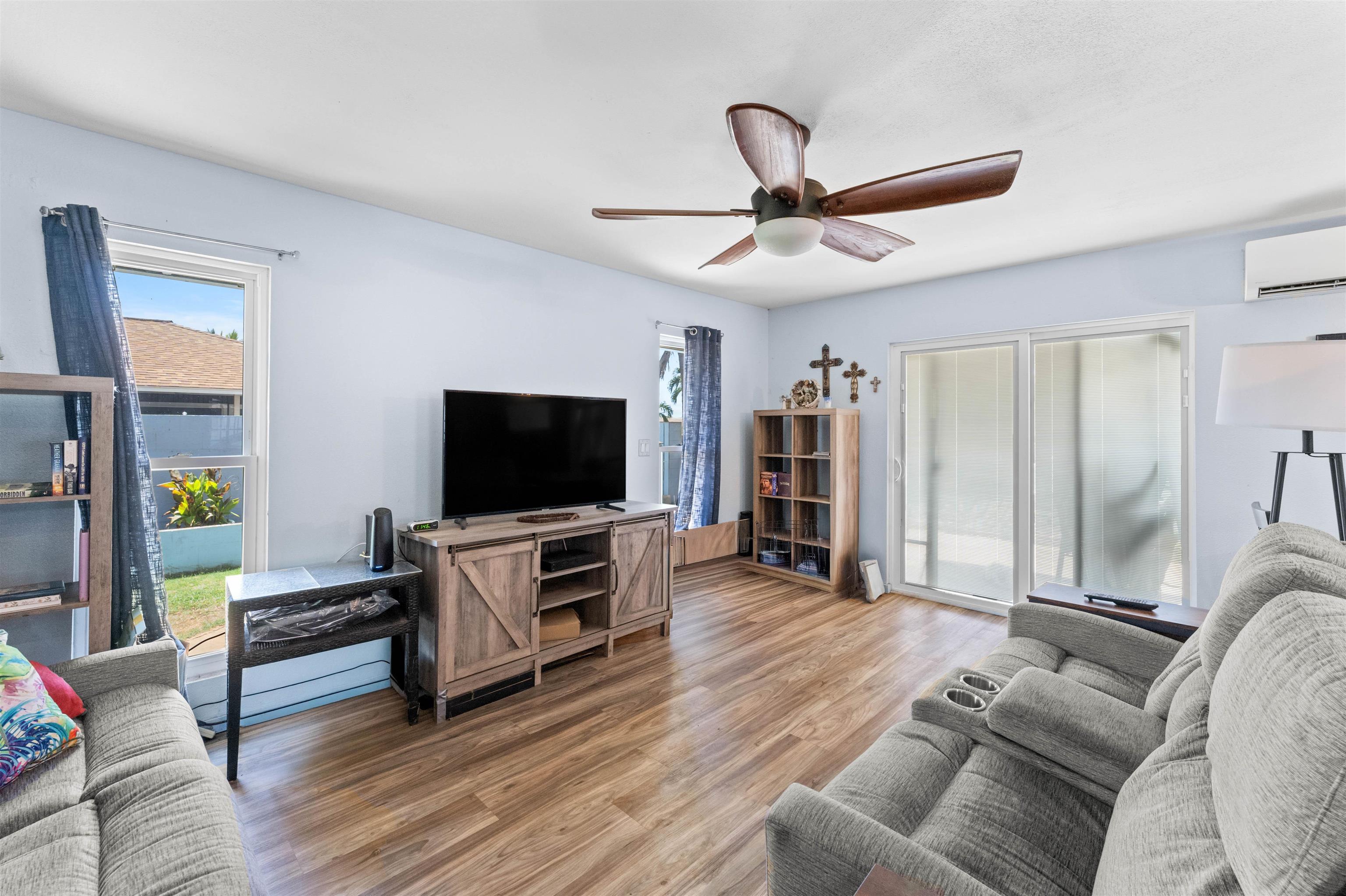 335 Hoalike St Property Photo 12