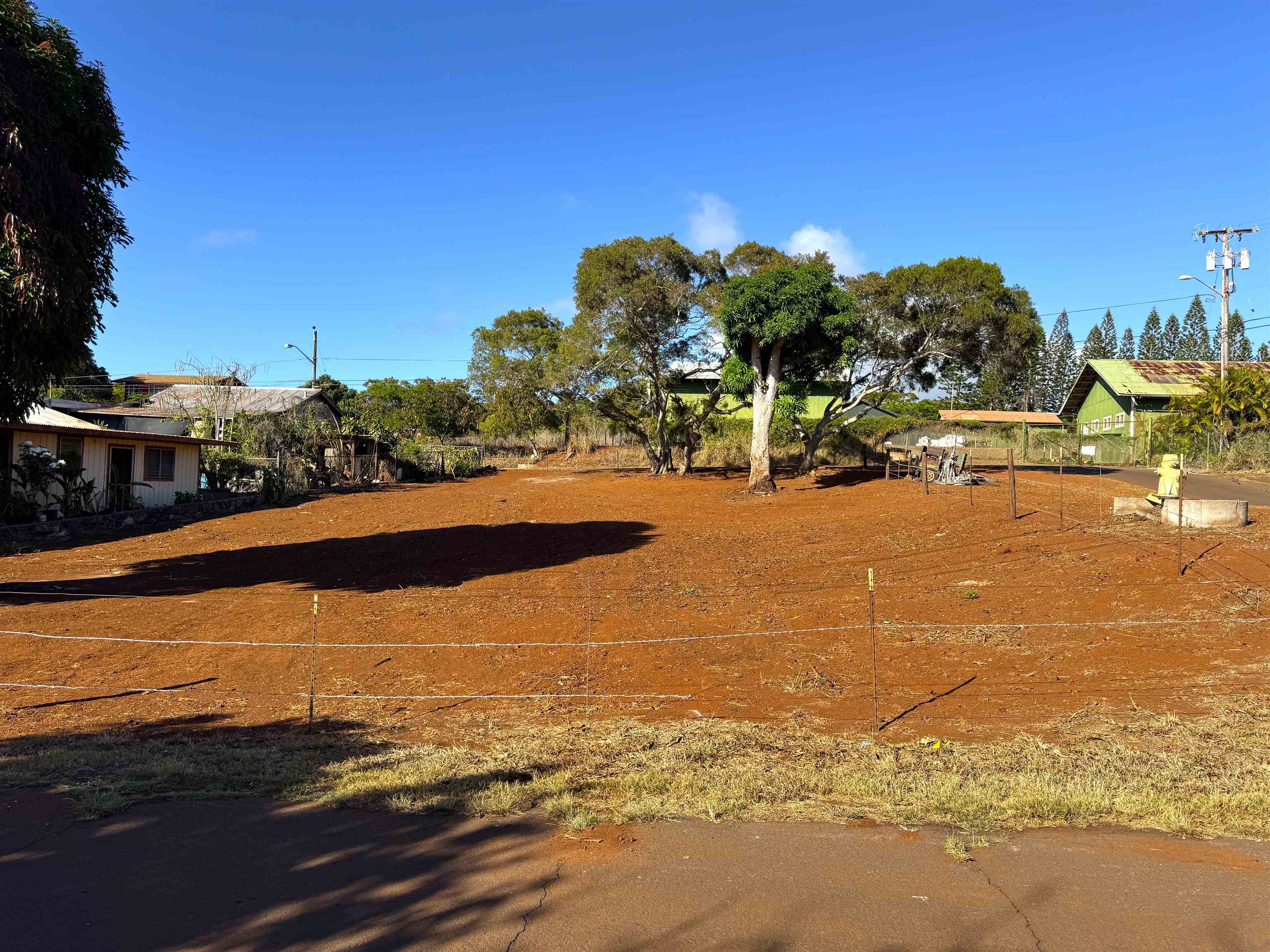 1658 Okana St Property Photo 3