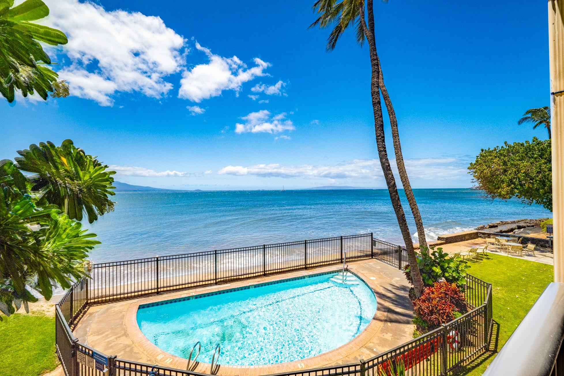 280 Hauoli St Property Photo 1