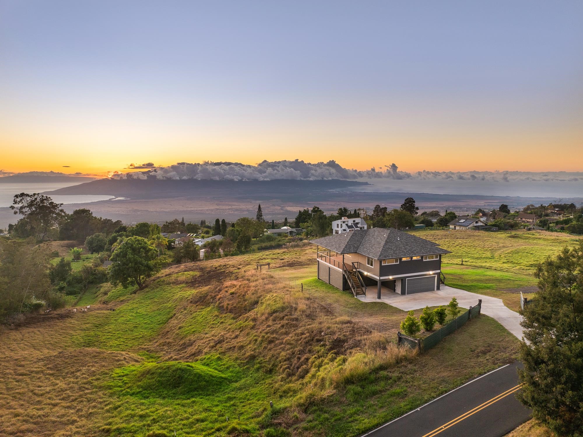 909 Copp Rd Property Photo 9