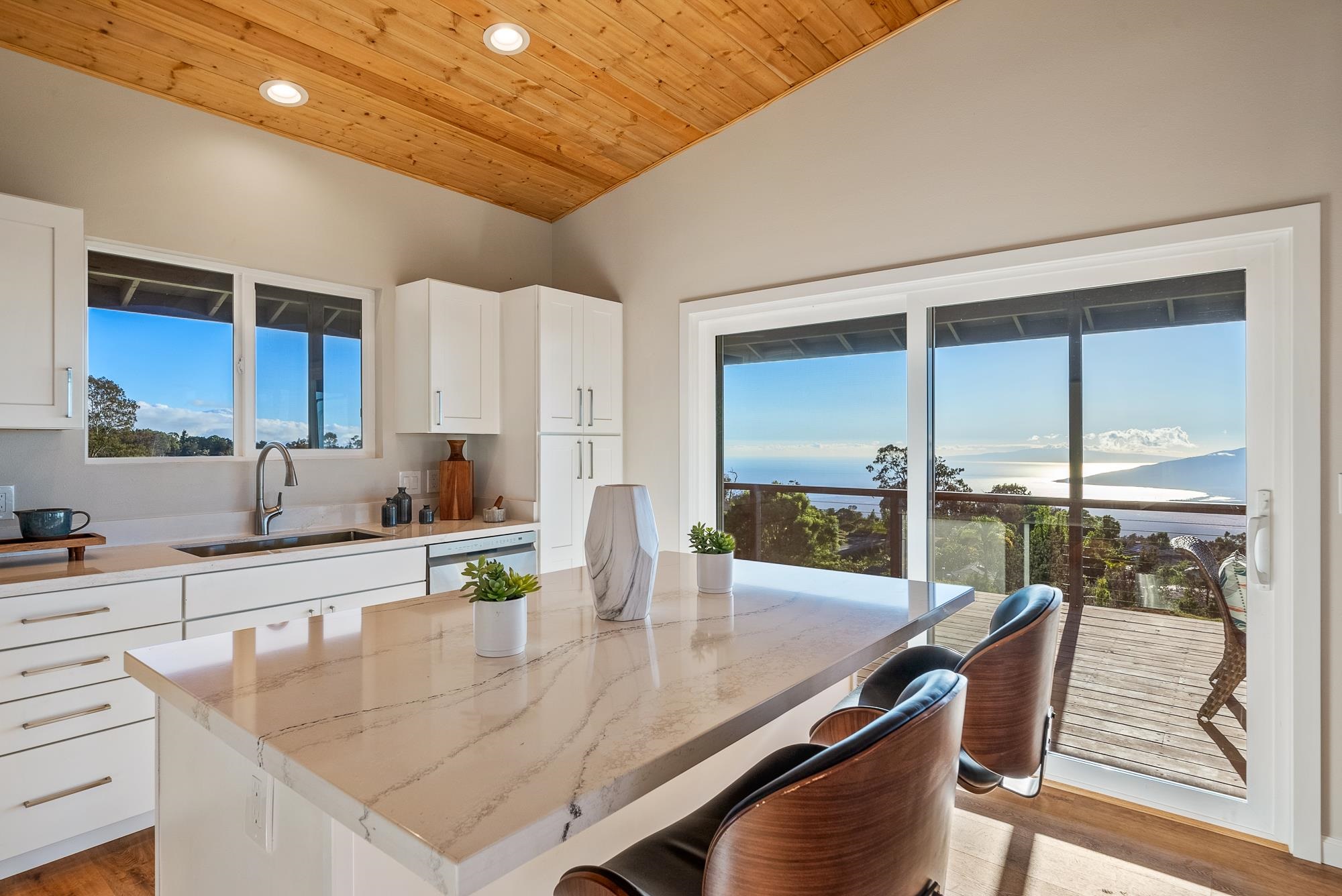 909 Copp Rd Property Photo 22