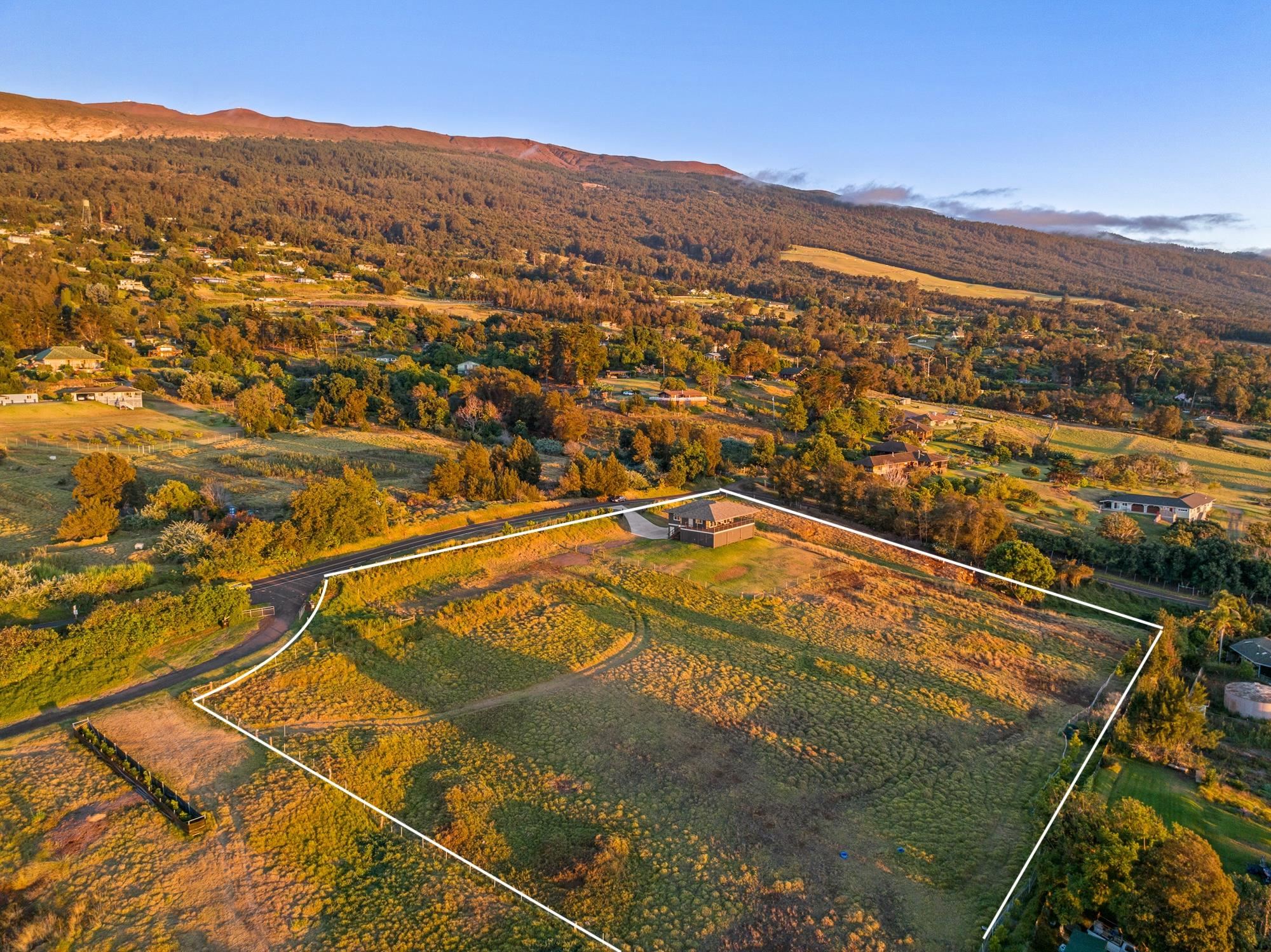 909 Copp Rd Property Photo 29