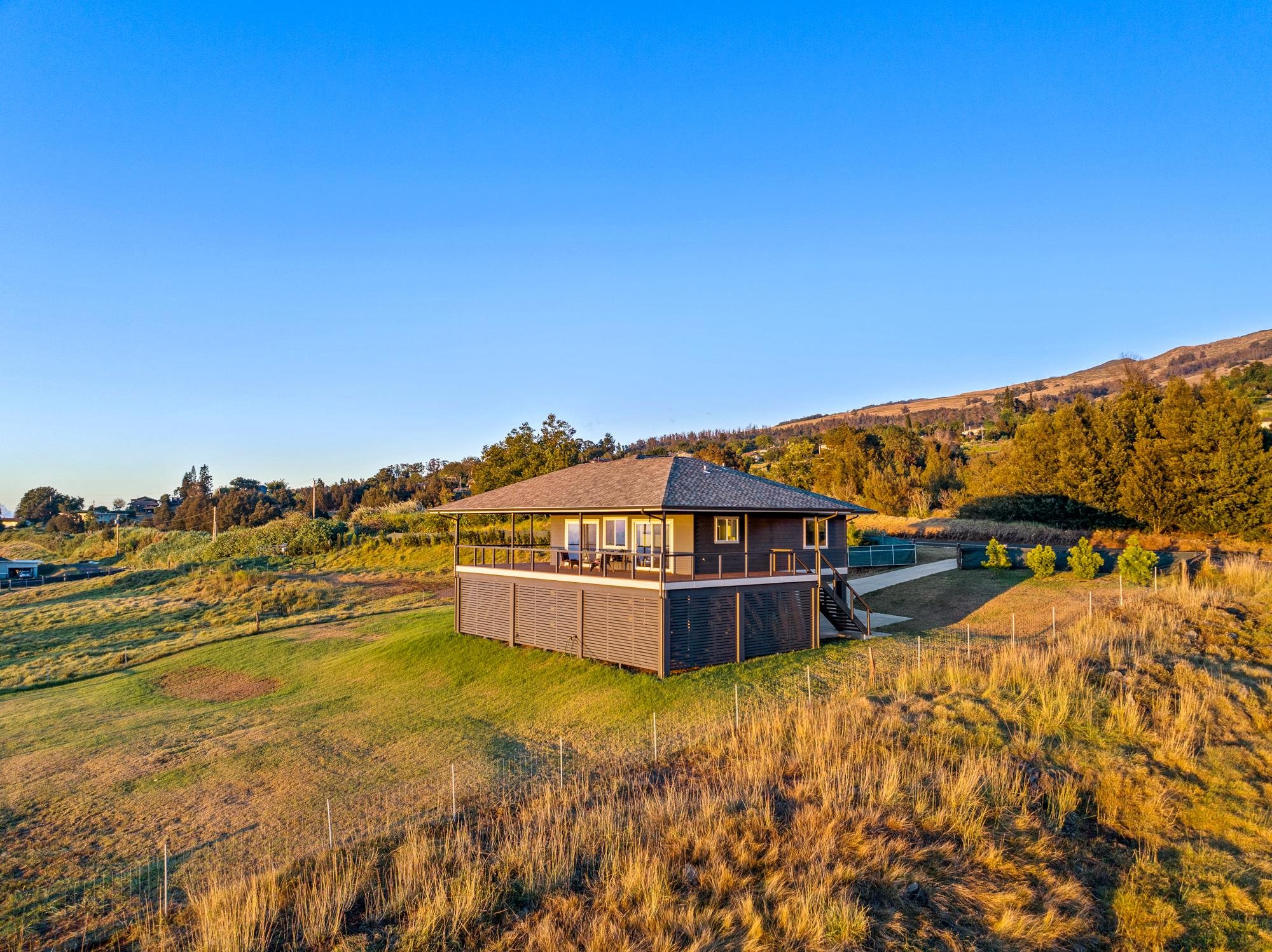 909 Copp Rd Property Photo 32