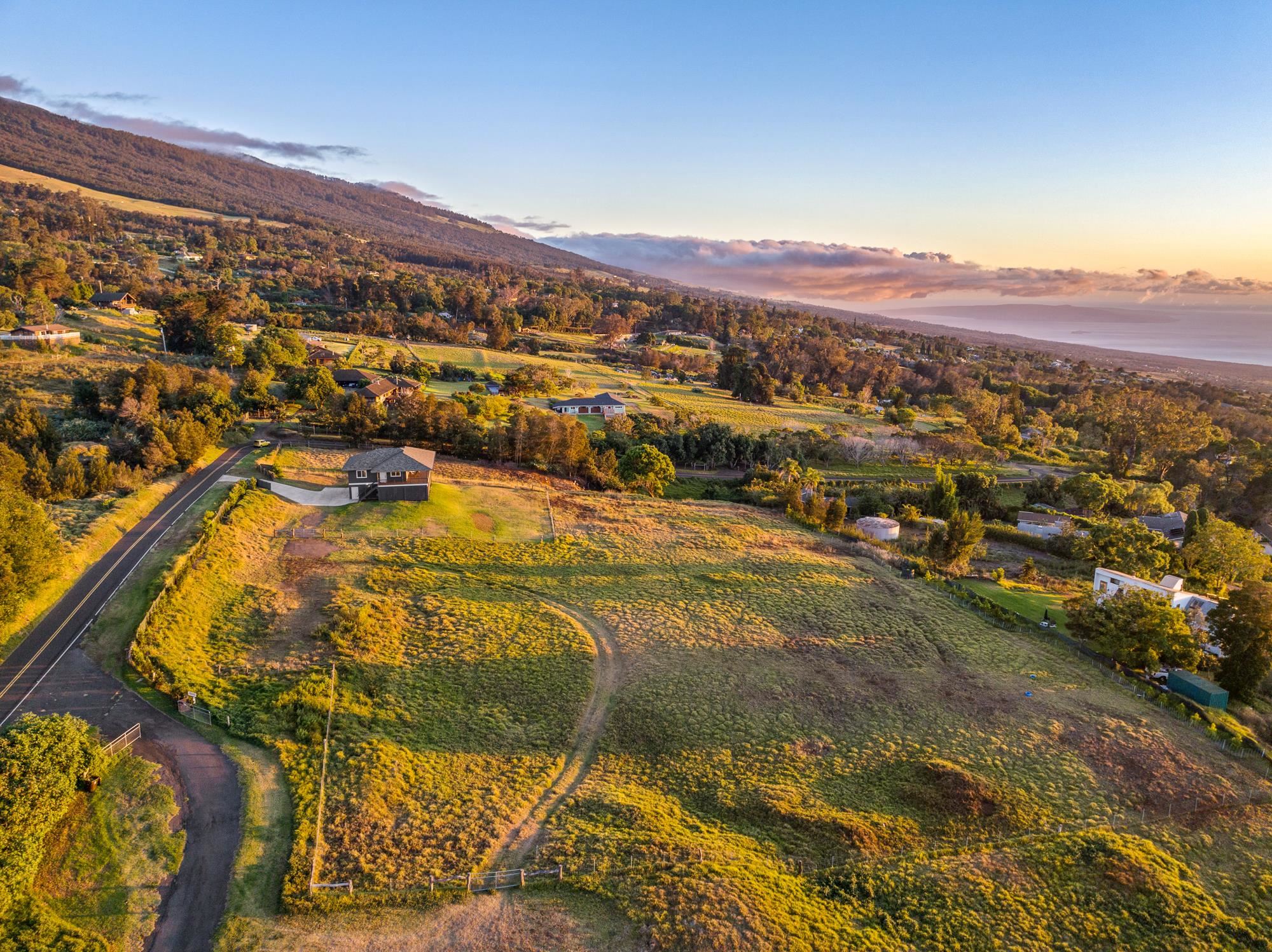 909 Copp Rd Property Photo 42