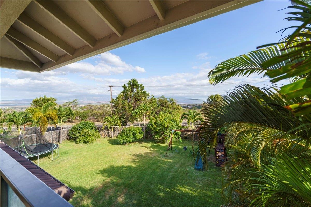 35 Onekea Pl Property Photo 37