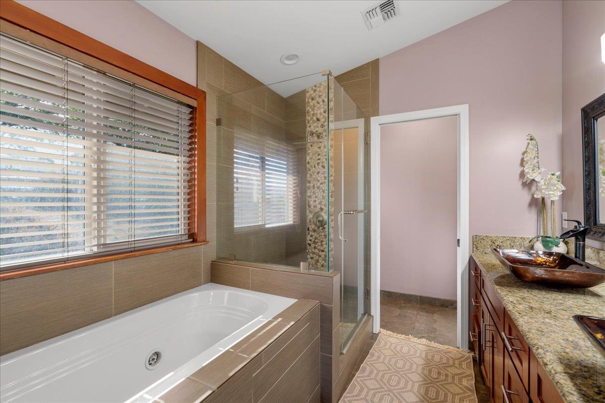 35 Onekea Pl Property Photo 39