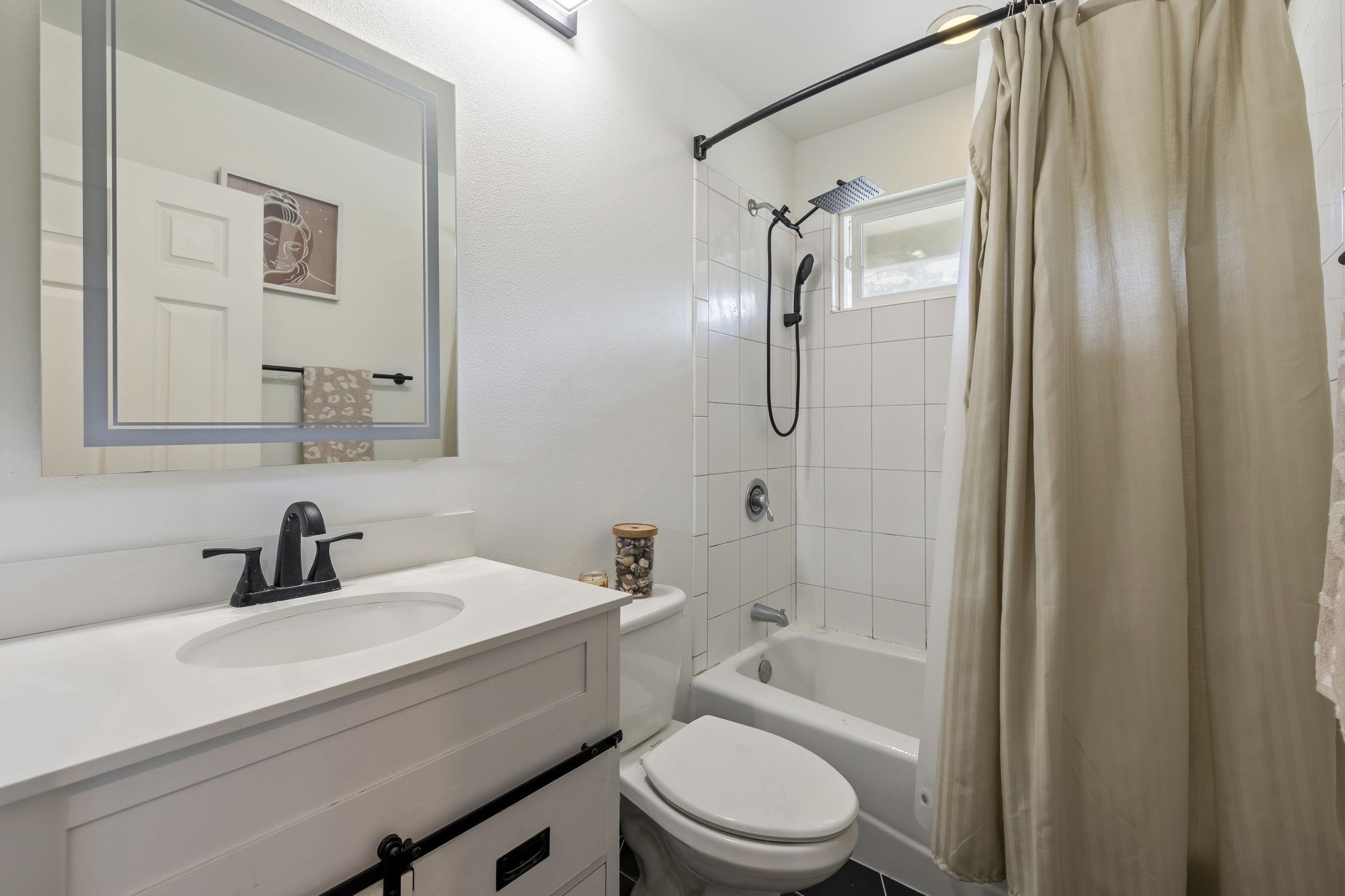 631 Meakanu Ln Property Photo 25