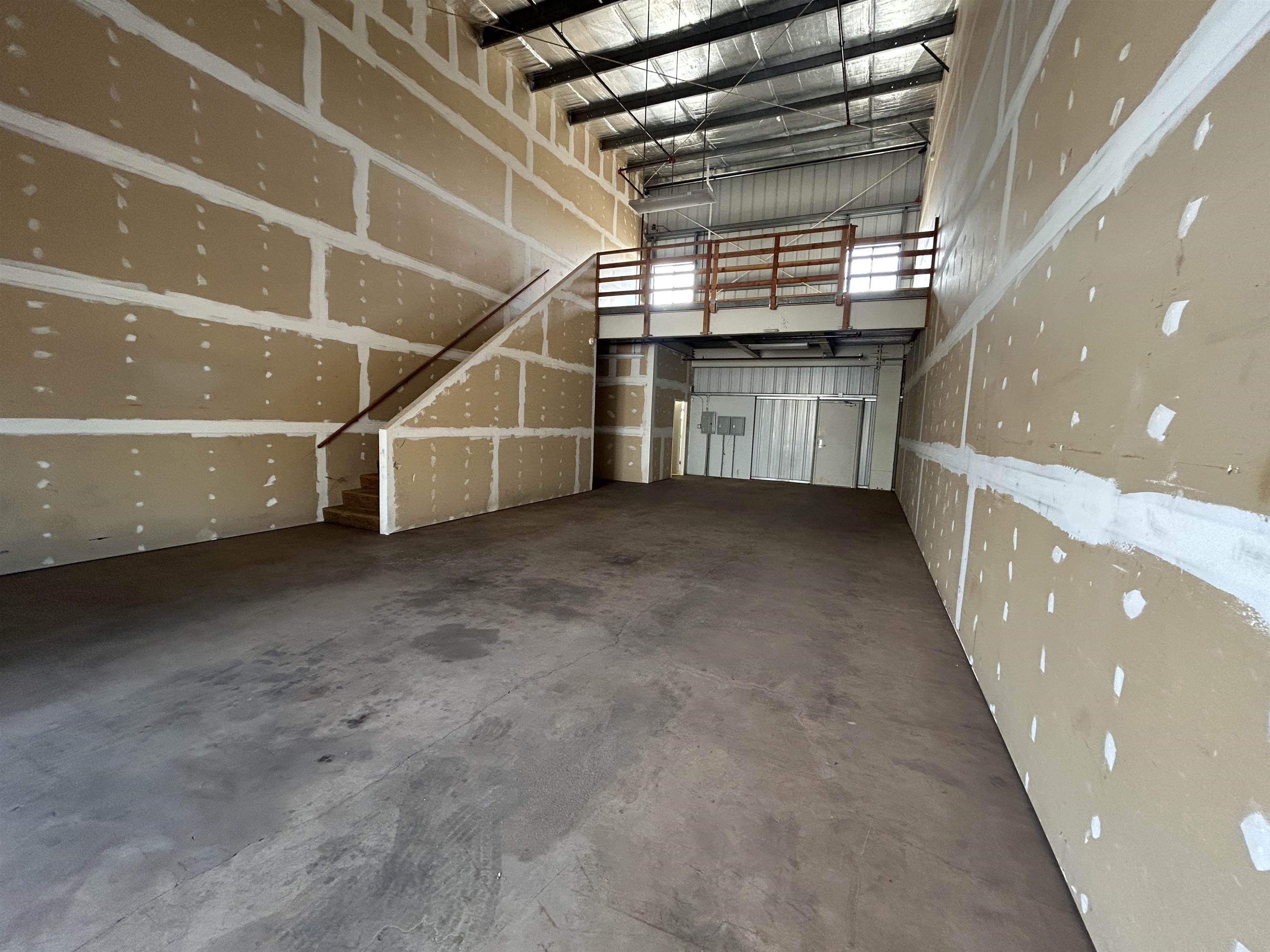 178 Kupuohi St Property Photo 3