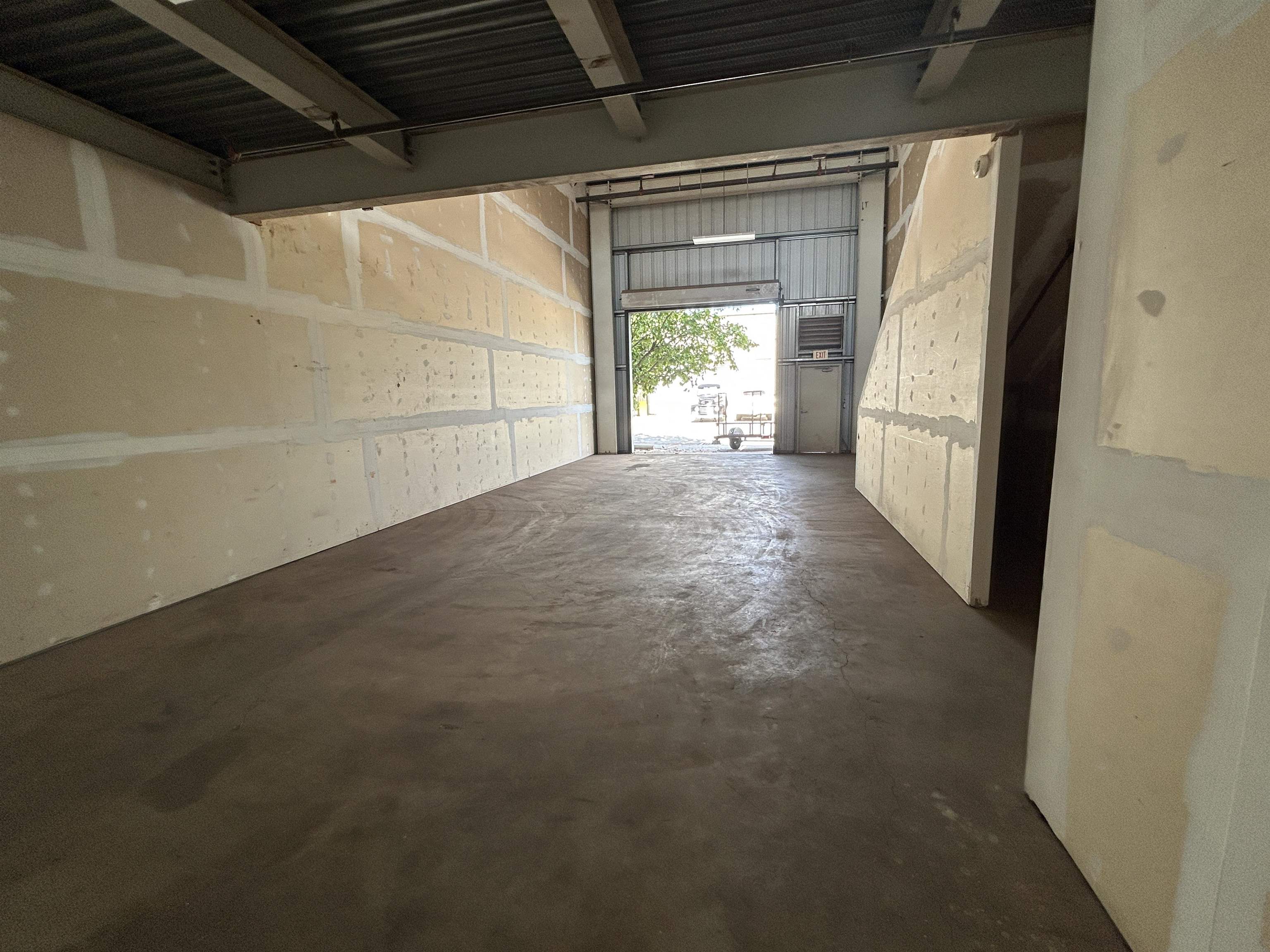 178 Kupuohi St Property Photo 5