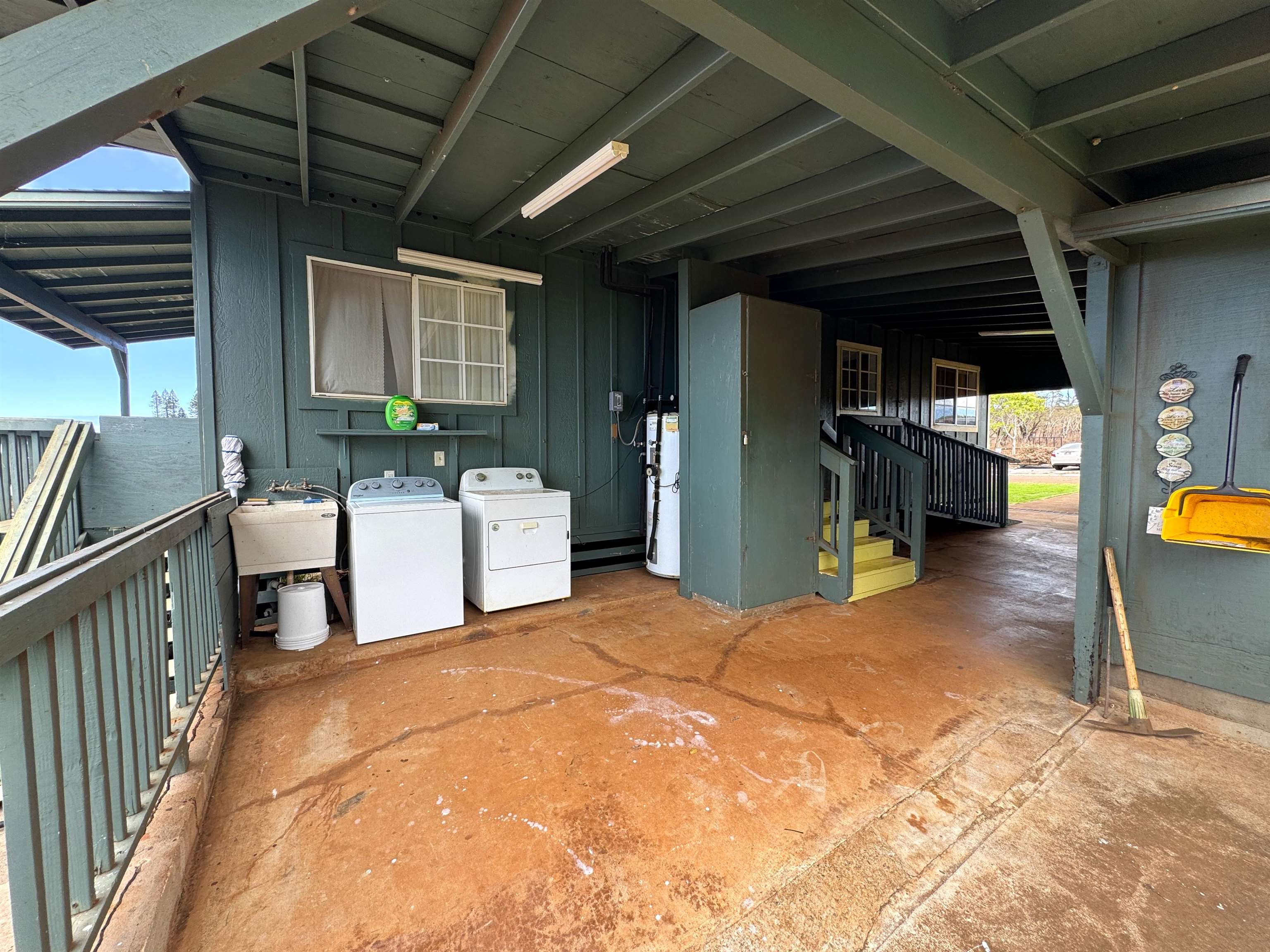 294 Maunaloa Rd Property Photo 2