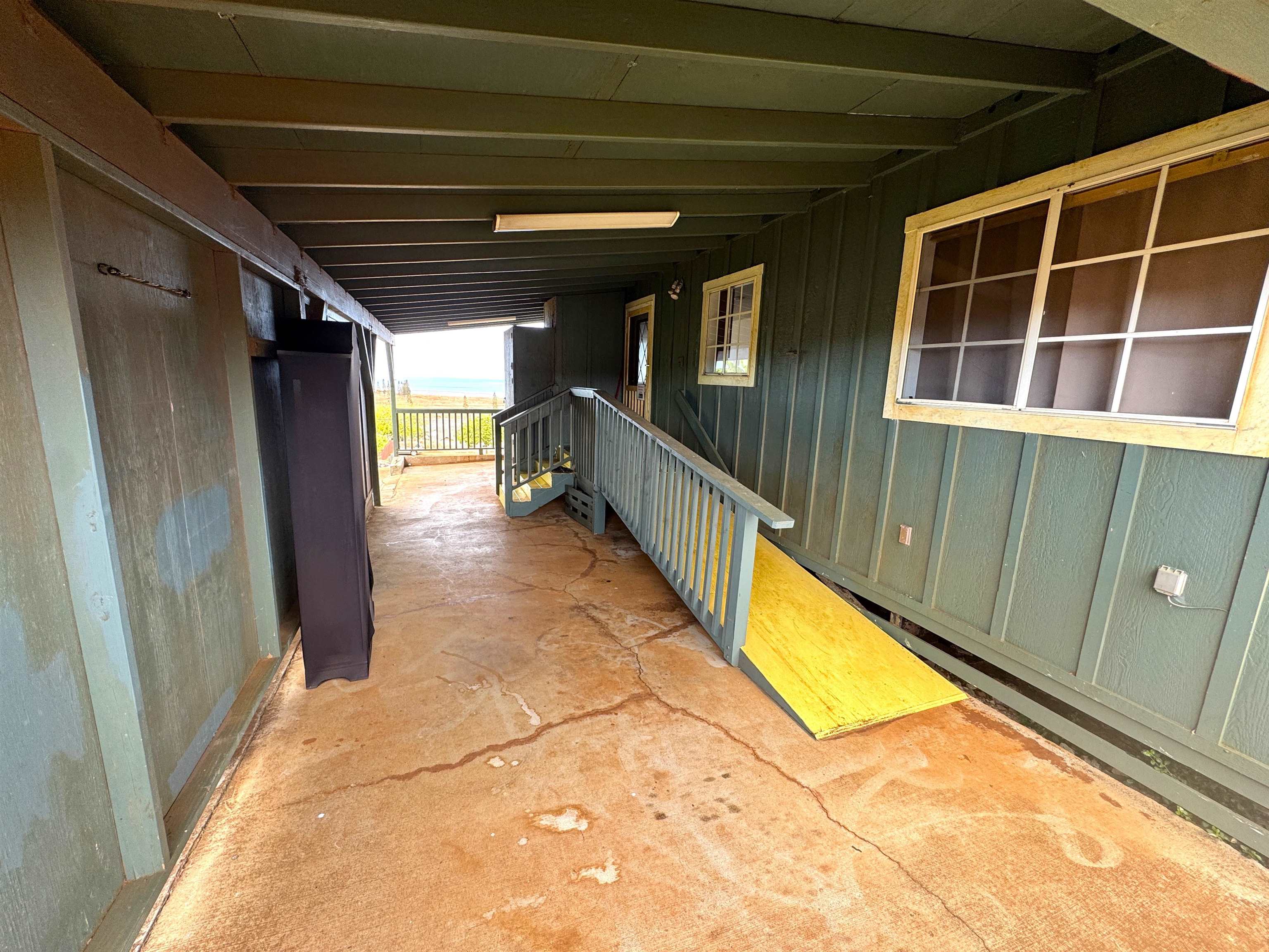 294 Maunaloa Rd Property Photo 3
