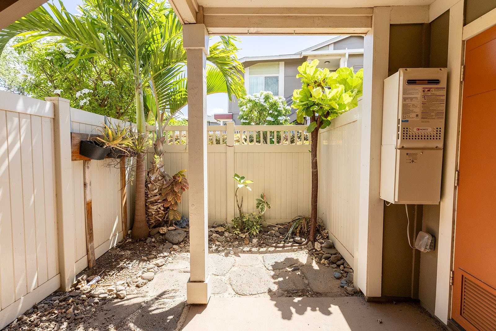 56 Kihalani St Property Photo 17