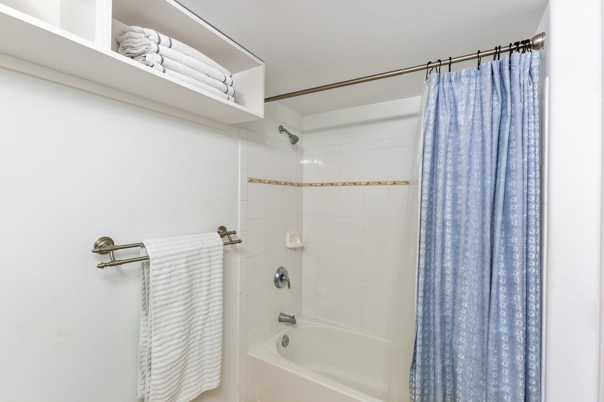 10 Heather Ln Property Photo 38