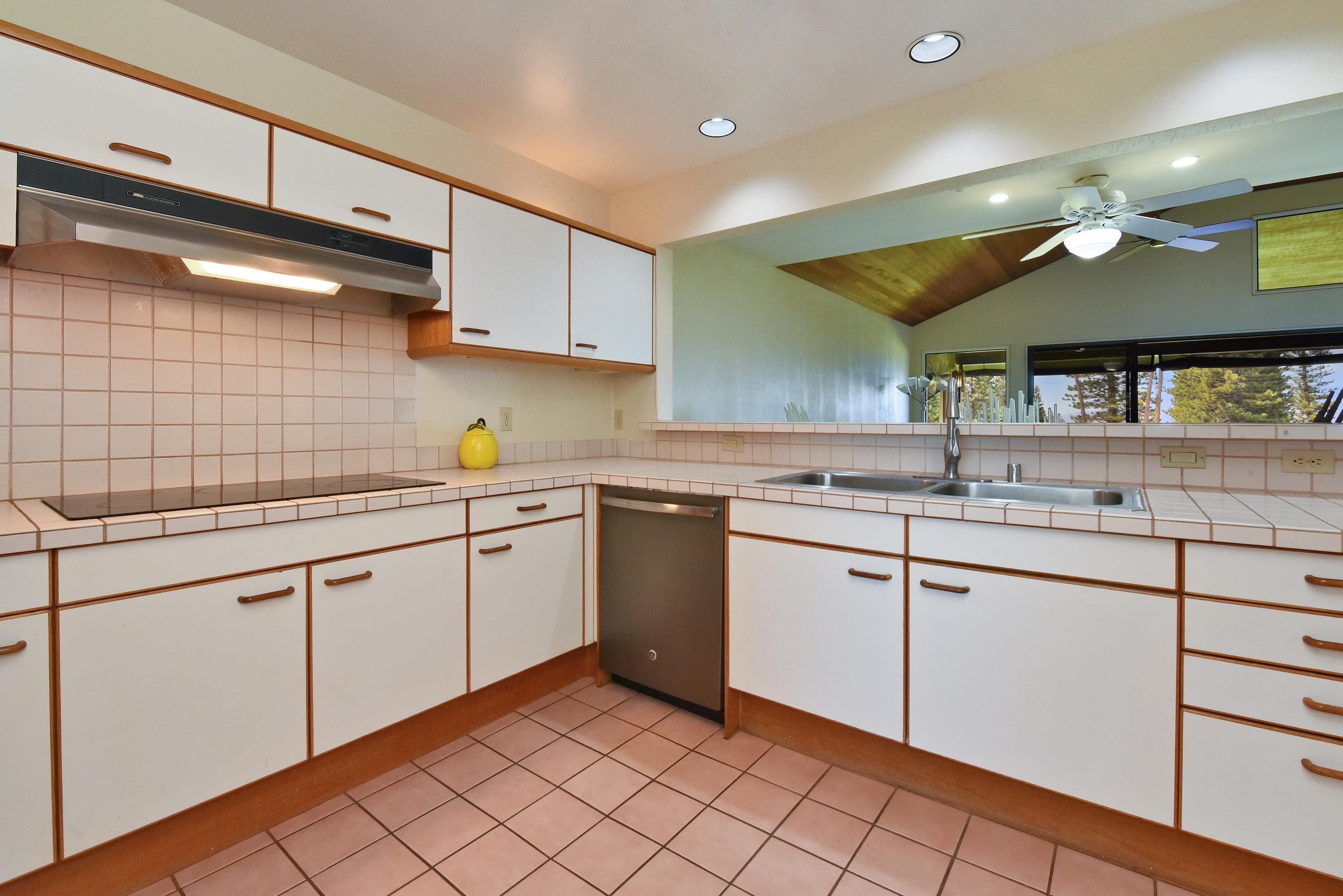 50 Puu Anoano St Property Photo 34