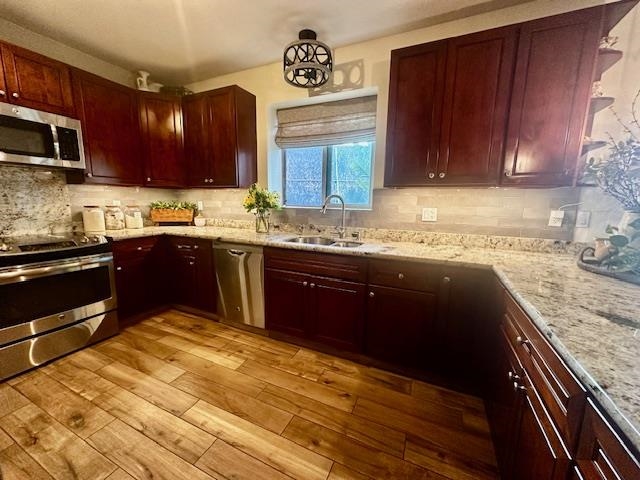 1500 Limahana Cir Property Photo 1